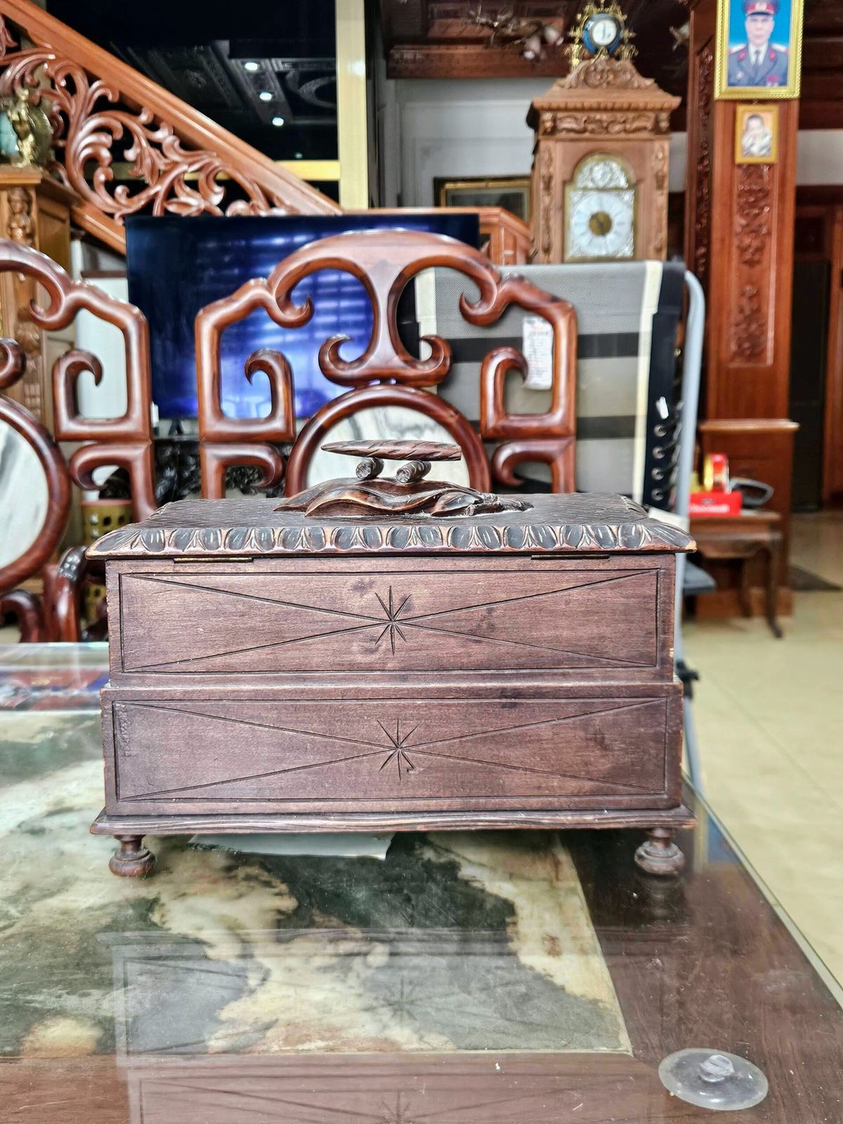 Hộp gỗ cổ Black Forest – ảnh 9