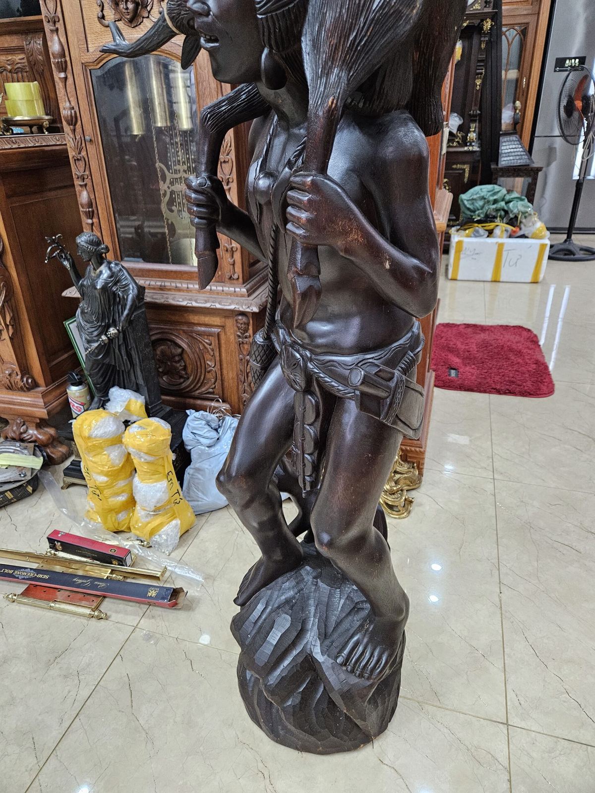 Tượng thợ săn – ảnh 4