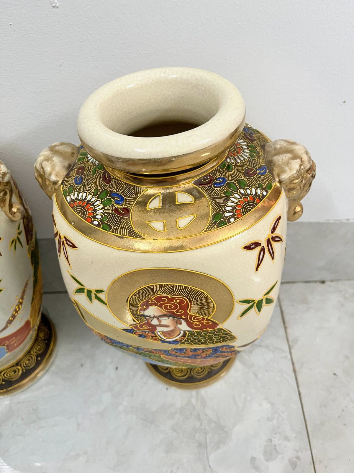 Cặp bình gốm Satsuma Nhật Bản, cao 32cm – ảnh 4