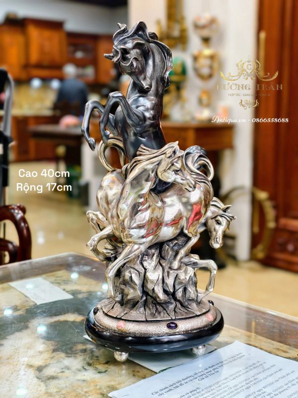 Tượng đồng ngựa – ảnh 1