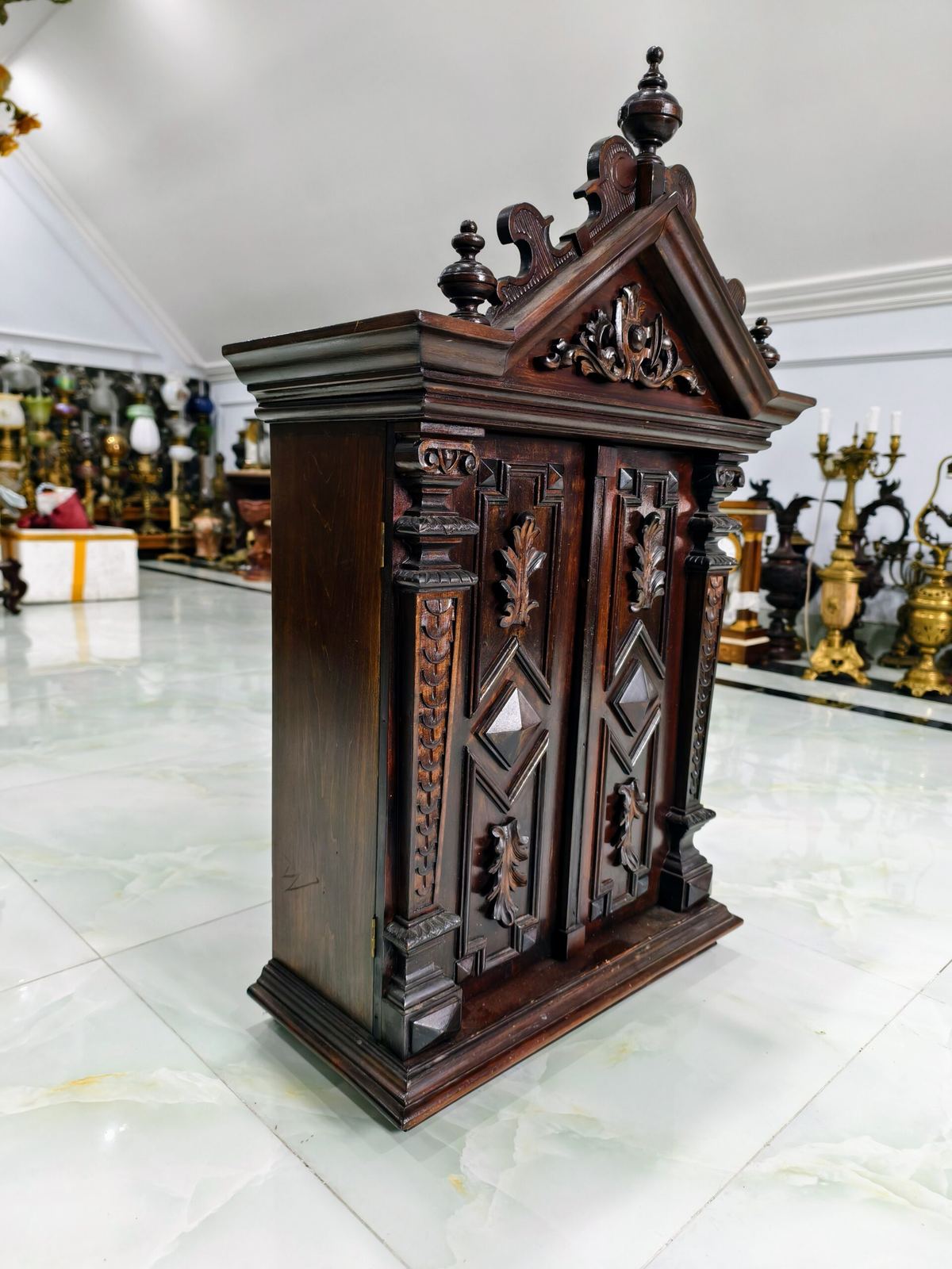 Tủ gỗ nhỏ – ảnh 4