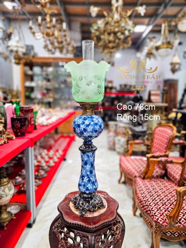 Một chiếc đèn dầu sứ của Pháp thương hiệu Limoges danh tiếng – ảnh 1