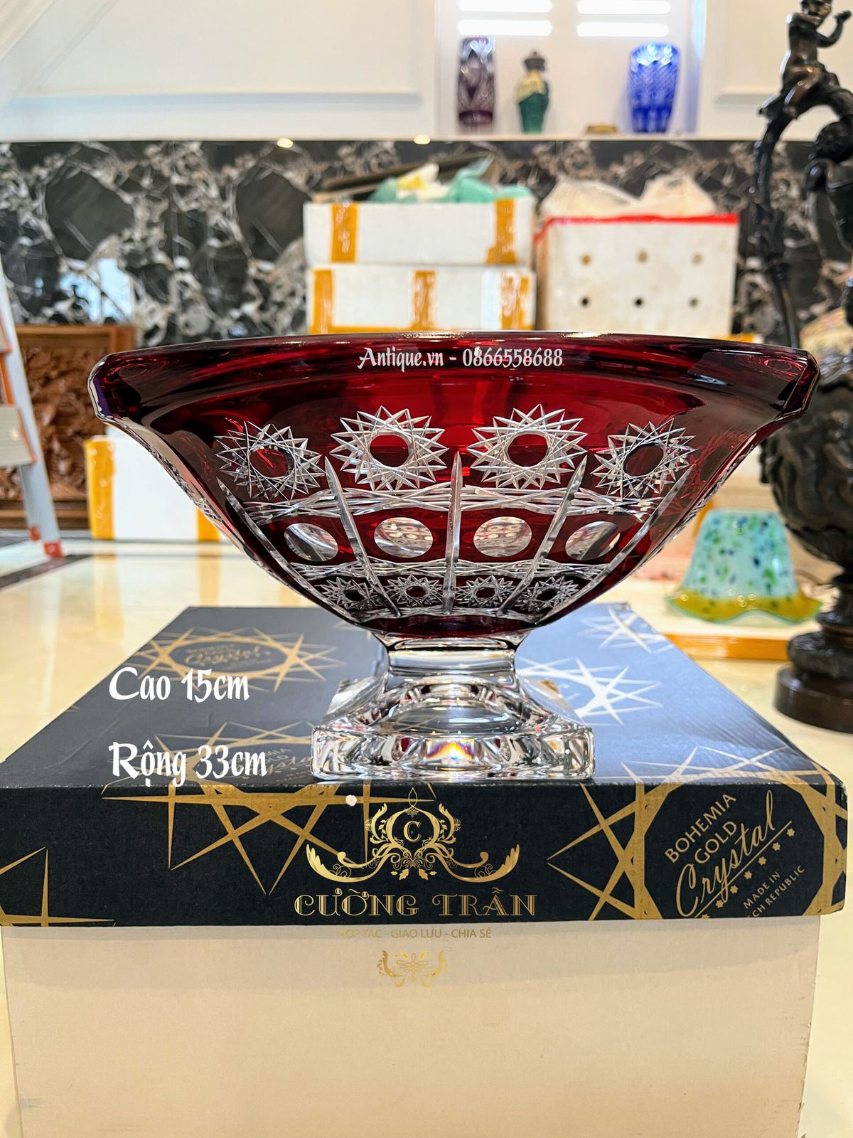 Chiếc âu pha lê Bohemia, cao 15cm – ảnh 1