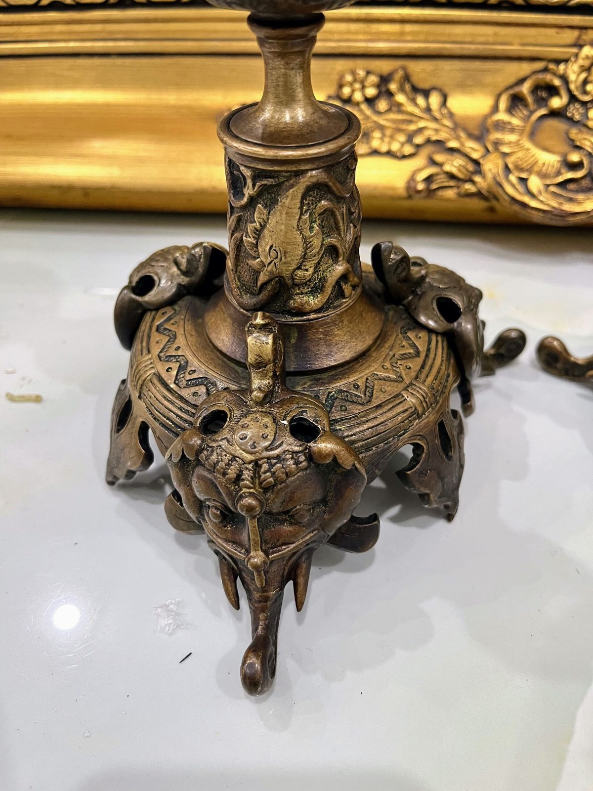 Cặp chân nến đồng cổ Pháp – ảnh 3
