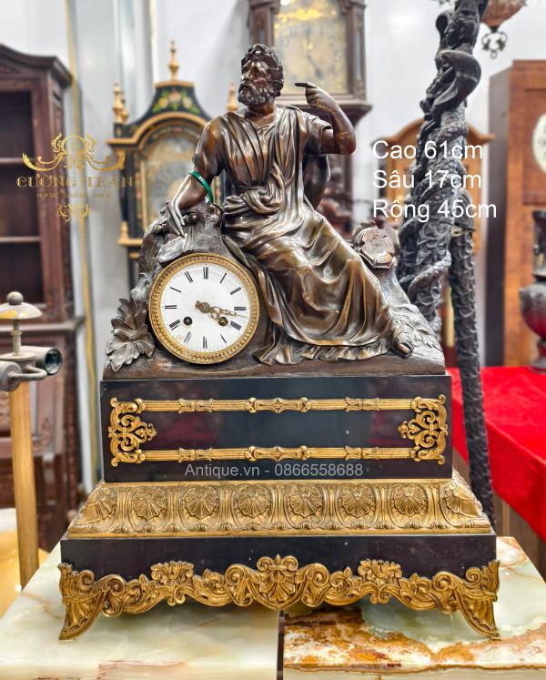 Một chiếc đồng hồ tượng cổ điển với thiết kế tinh xảo Pháp – ảnh 1
