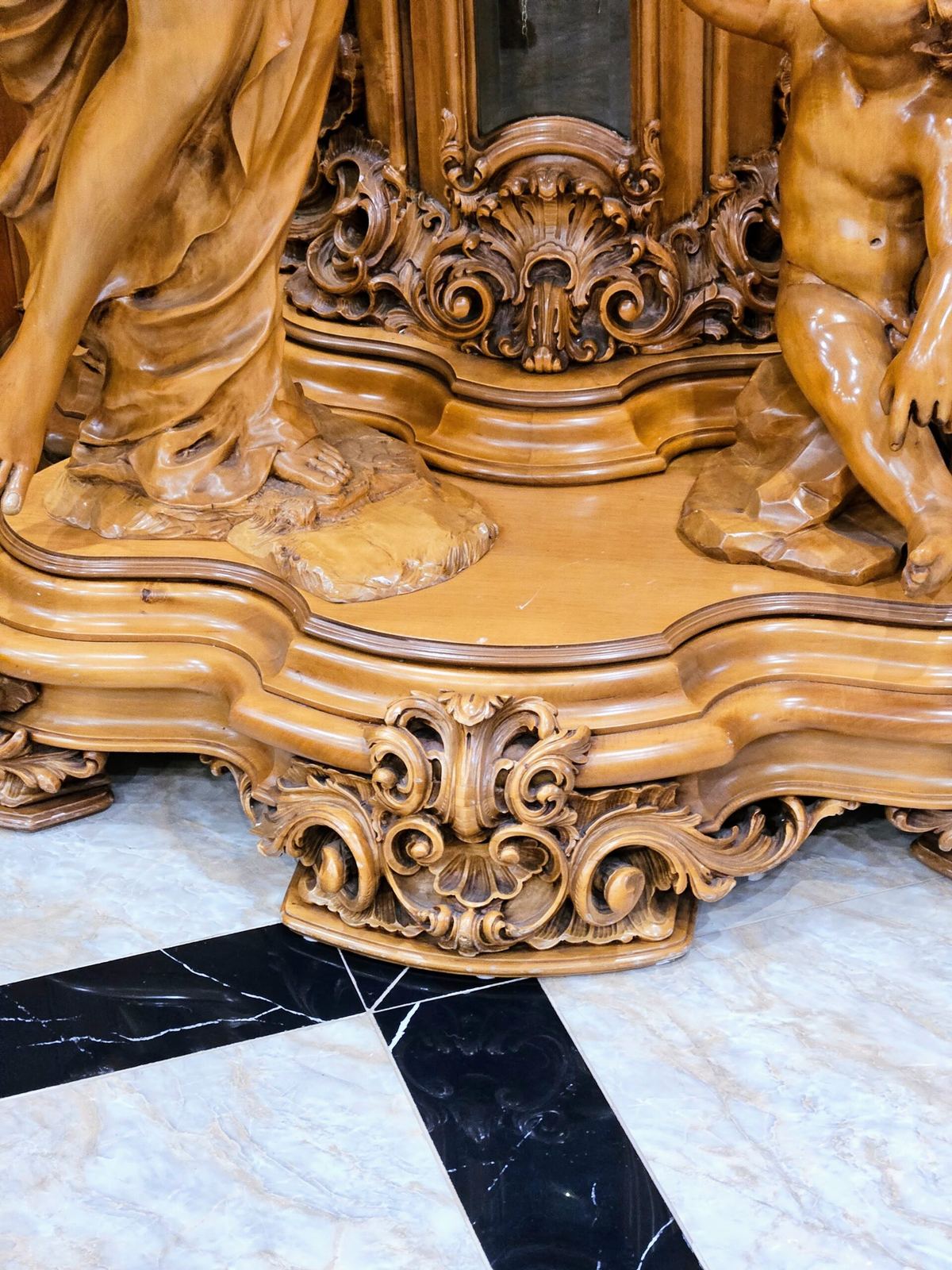 Thêm một siêu phẩm đồng hồ cây Ý – ảnh 6