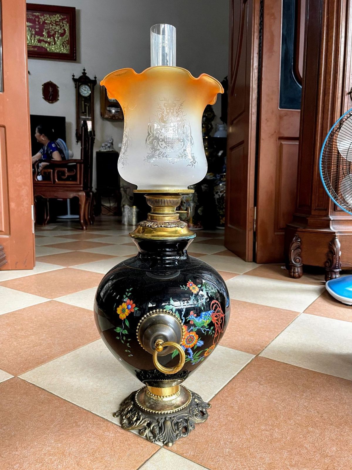 Đèn dầu bâu sứ – ảnh 3