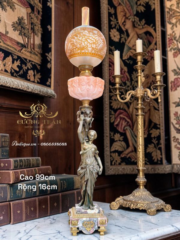 Đèn dầu tượng thiếu nữ Pháp – ảnh 1