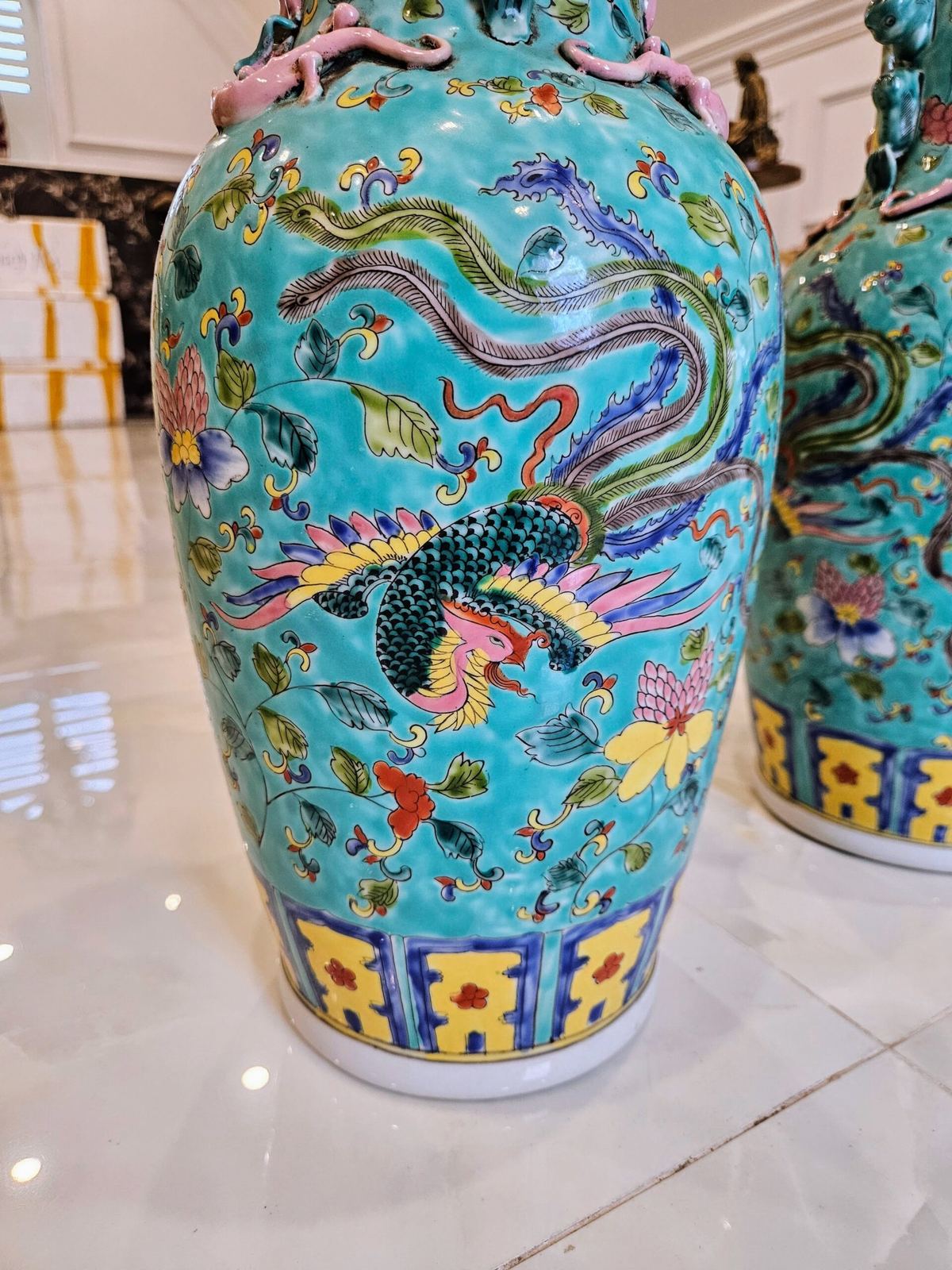 Cặp bình sứ Trung xuất âu xưa, cao 45cm – ảnh 5