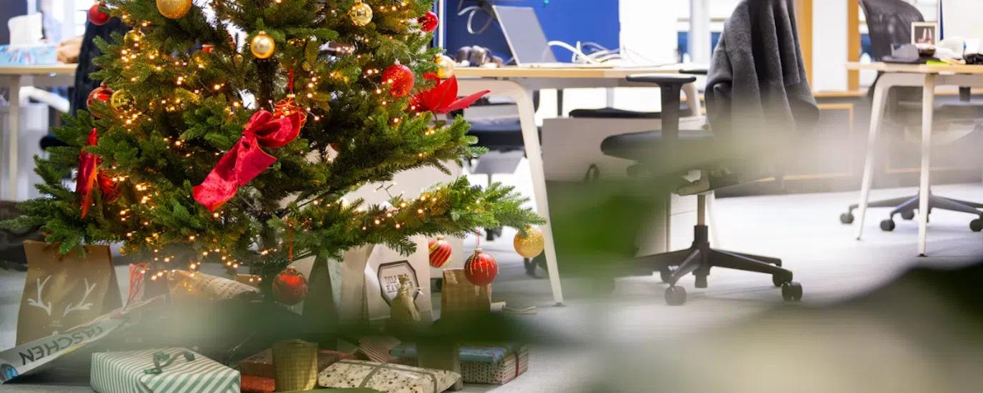 Best Corporate Holiday Gifts for Clients & Employees