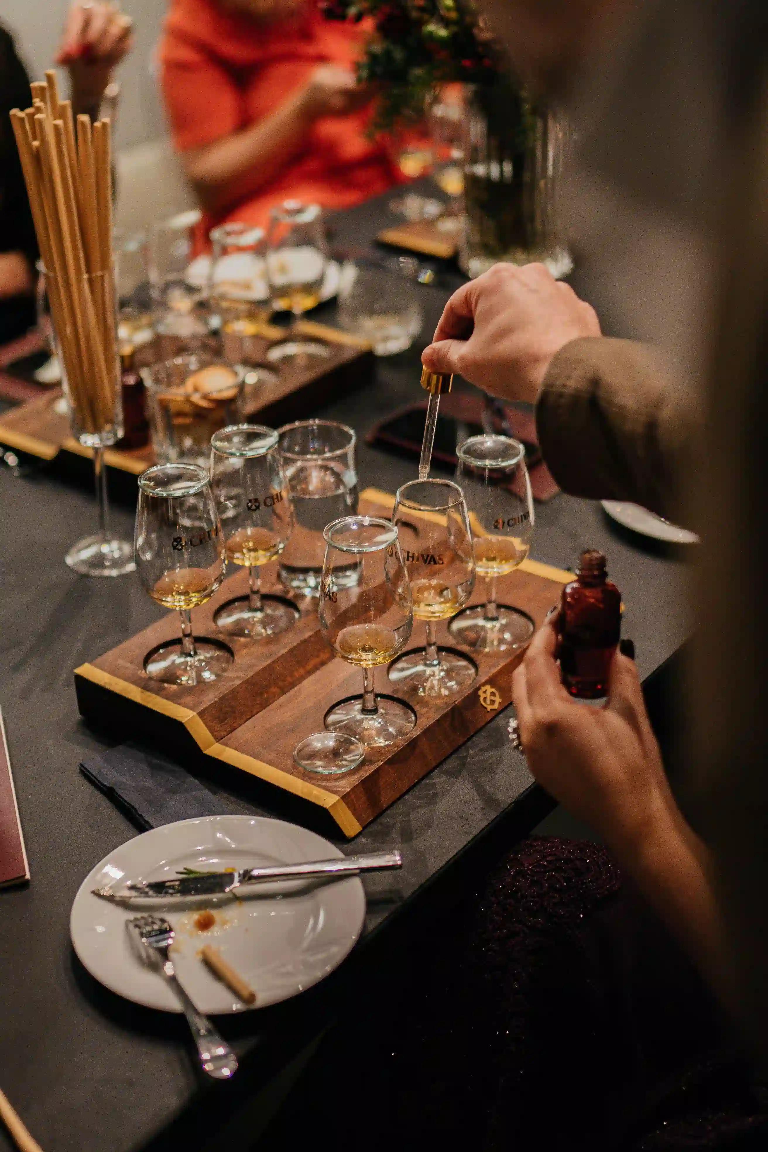 Preparing whiskey for tasting