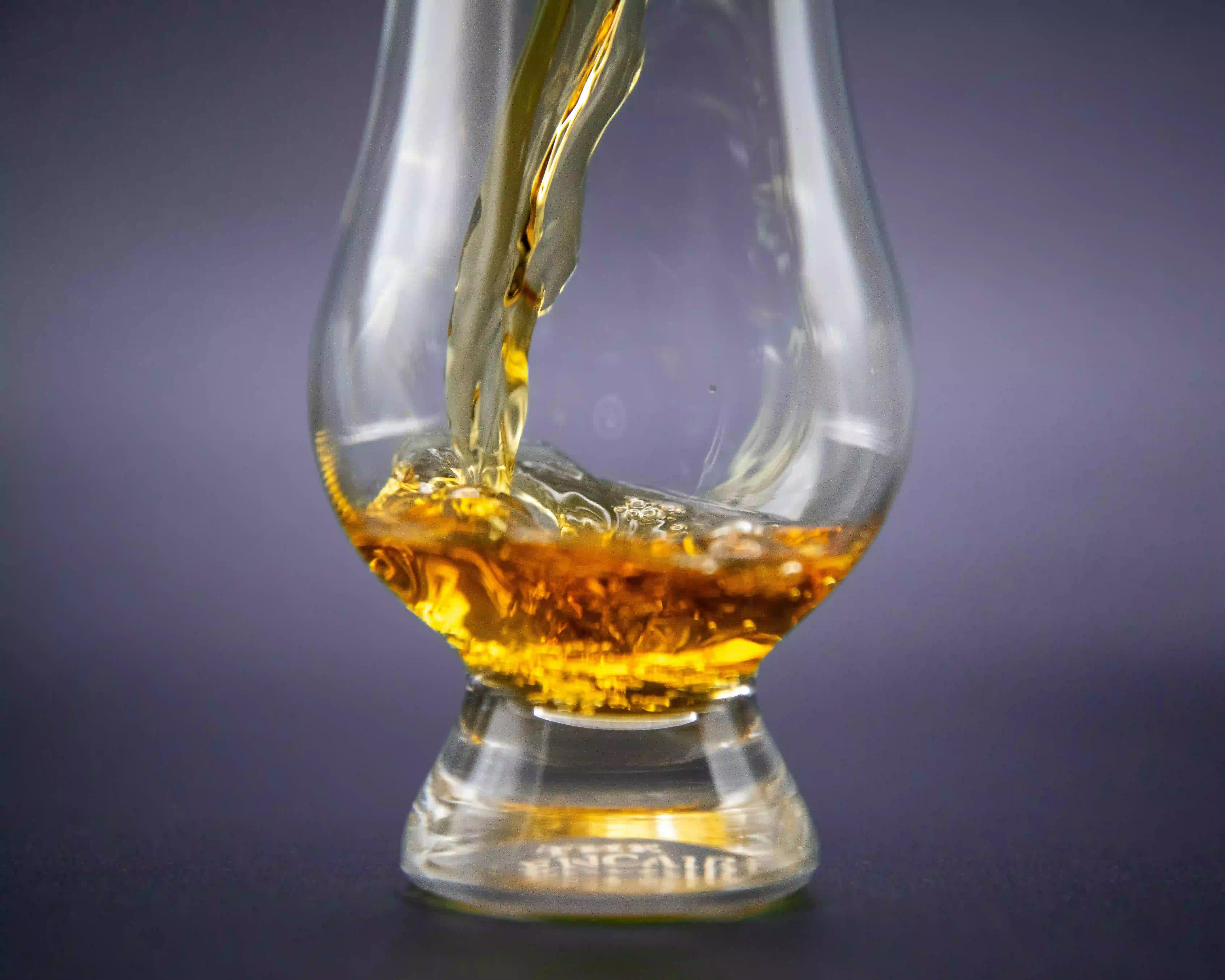 Nosing glass for whiskey