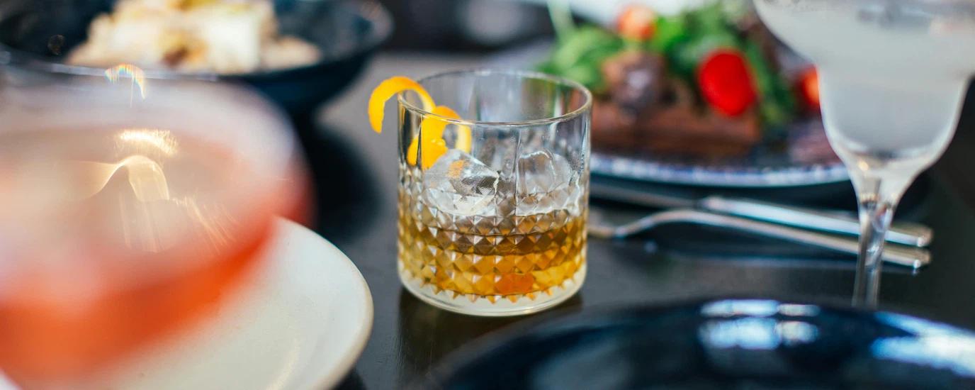 Best Personalized Whiskey Glasses for Gifts
