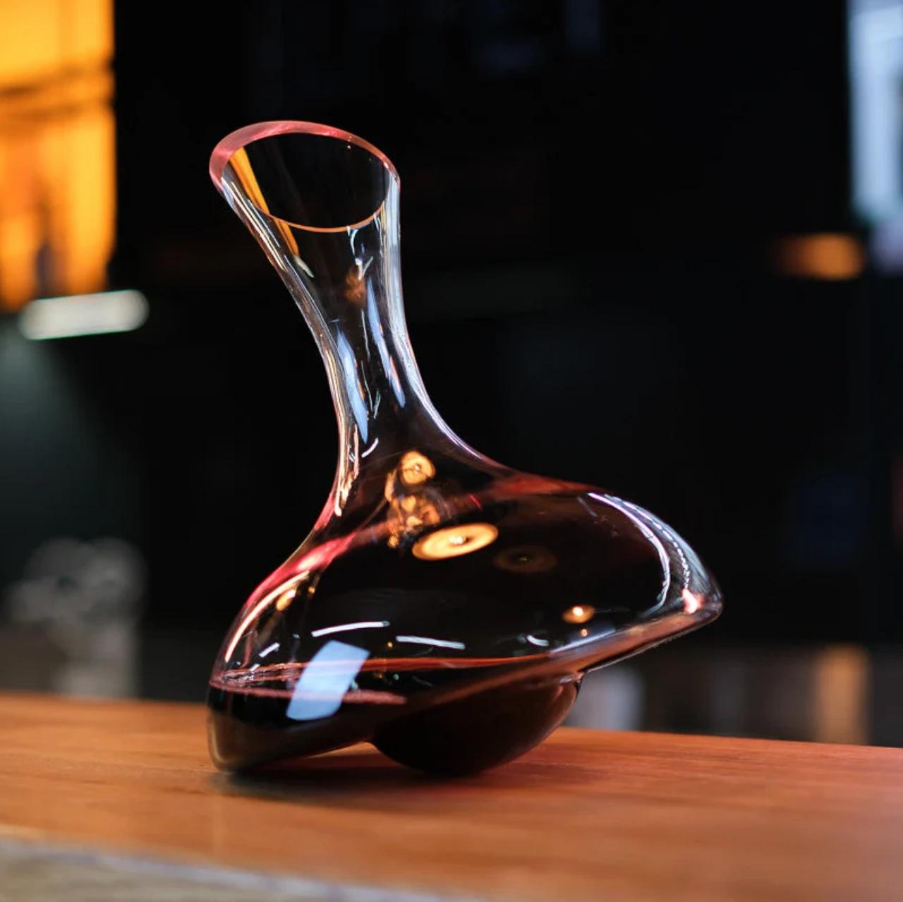 Audacem Aequilibrium hand-blown lead-free crystal glass wine decanter