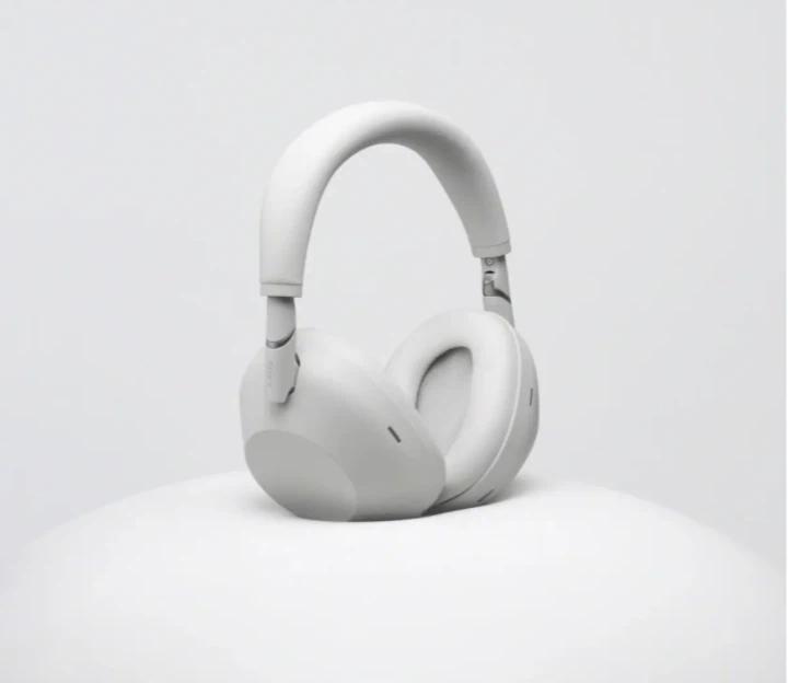 Sony WH-1000XM6