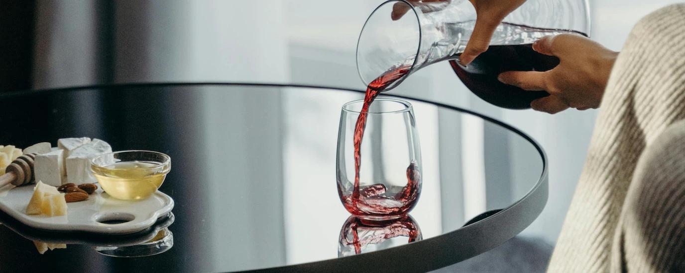 Best Stemless Wine Glasses: A Complete Buyer's Guide