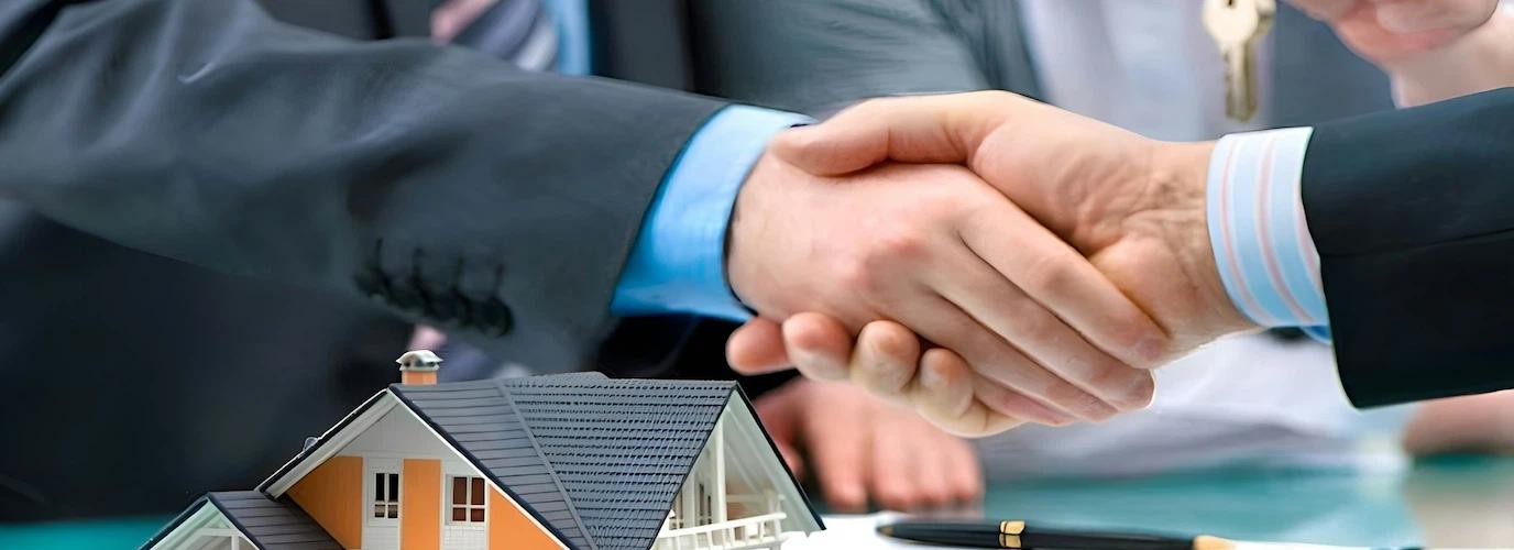 12 Realtor Gifts for Clients: Best Closing Gift Ideas