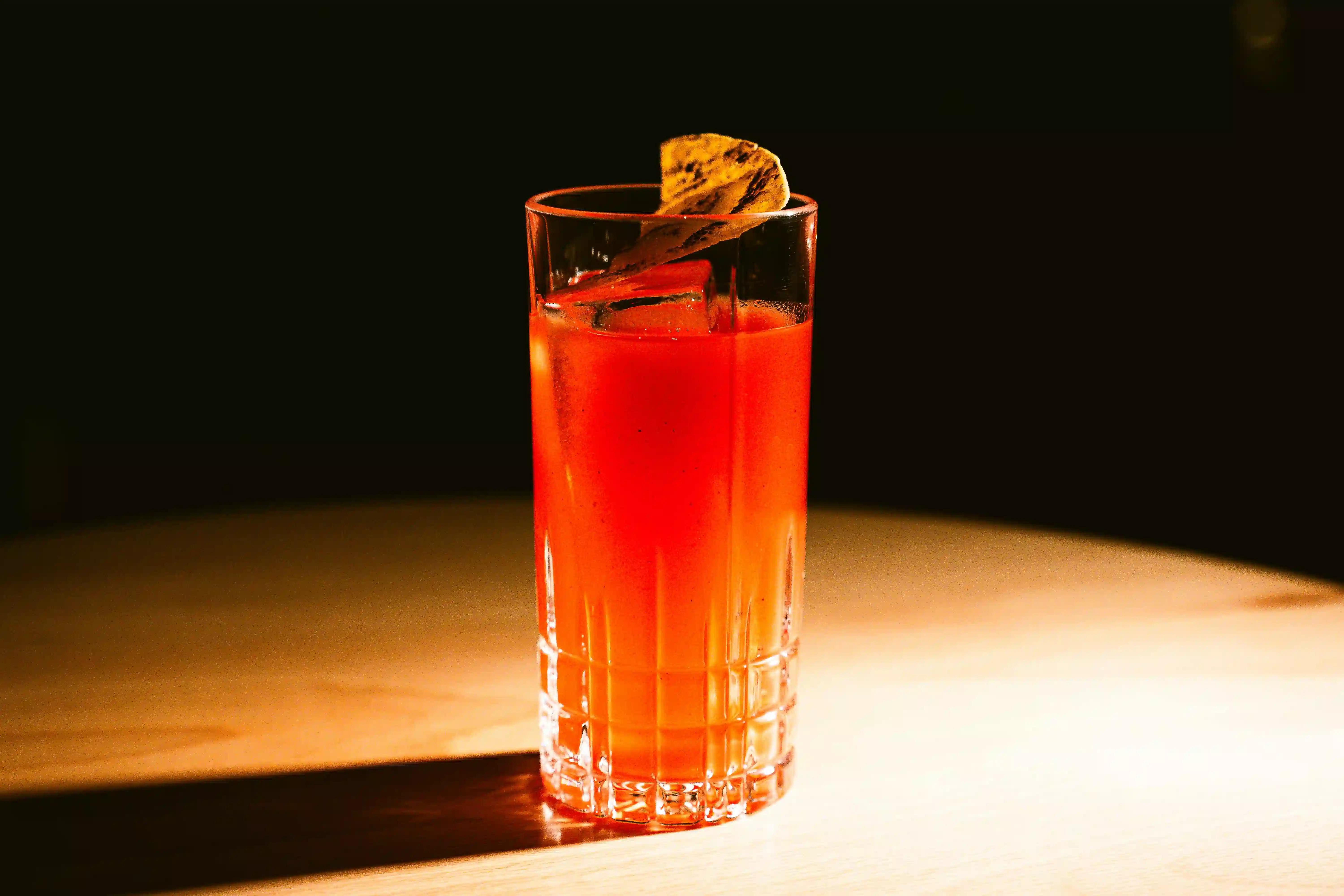 Highball glass