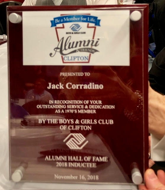 Image Alumni Plaque Close-up Photo