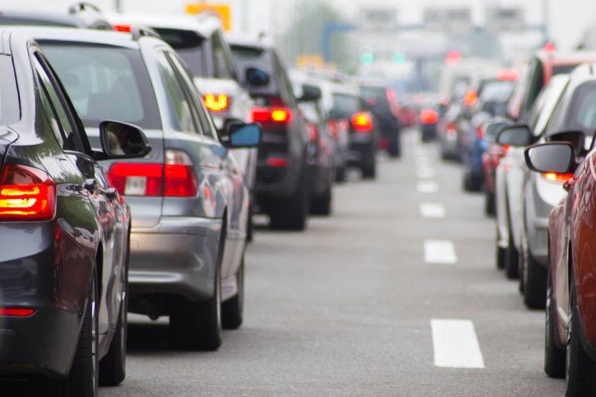 Image Safe Driving Practices for Long Thanksgiving Journeys: Protecting Your Loved Ones