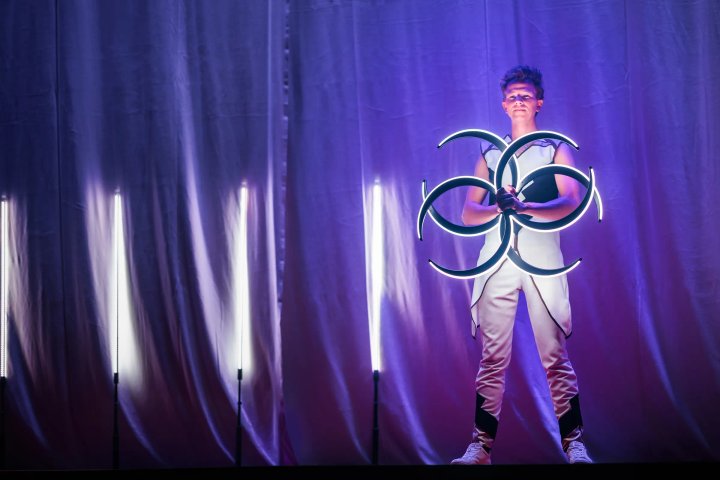 Photon solo lichtshow met LED effecten en buugeng