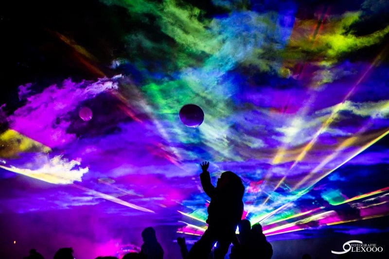 Bubbels en lasers sfeerbeeld 2