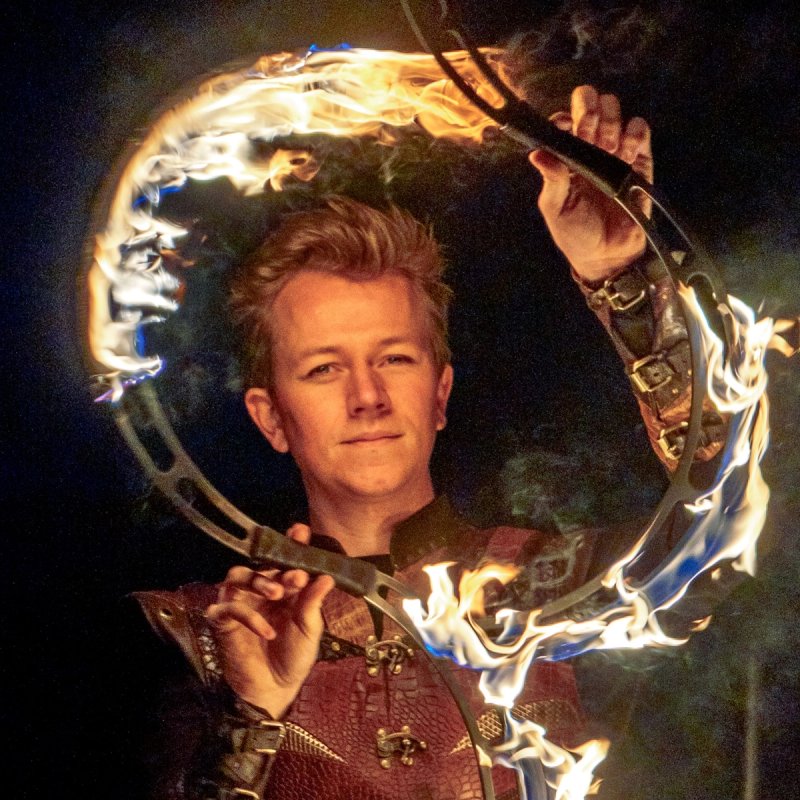 Manuel Maes, oprichter van lunar shows, ook bekend als Manuel Spectacles