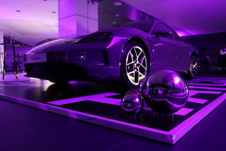 Porsche-onthulling Koeweit sfeerbeeld 6