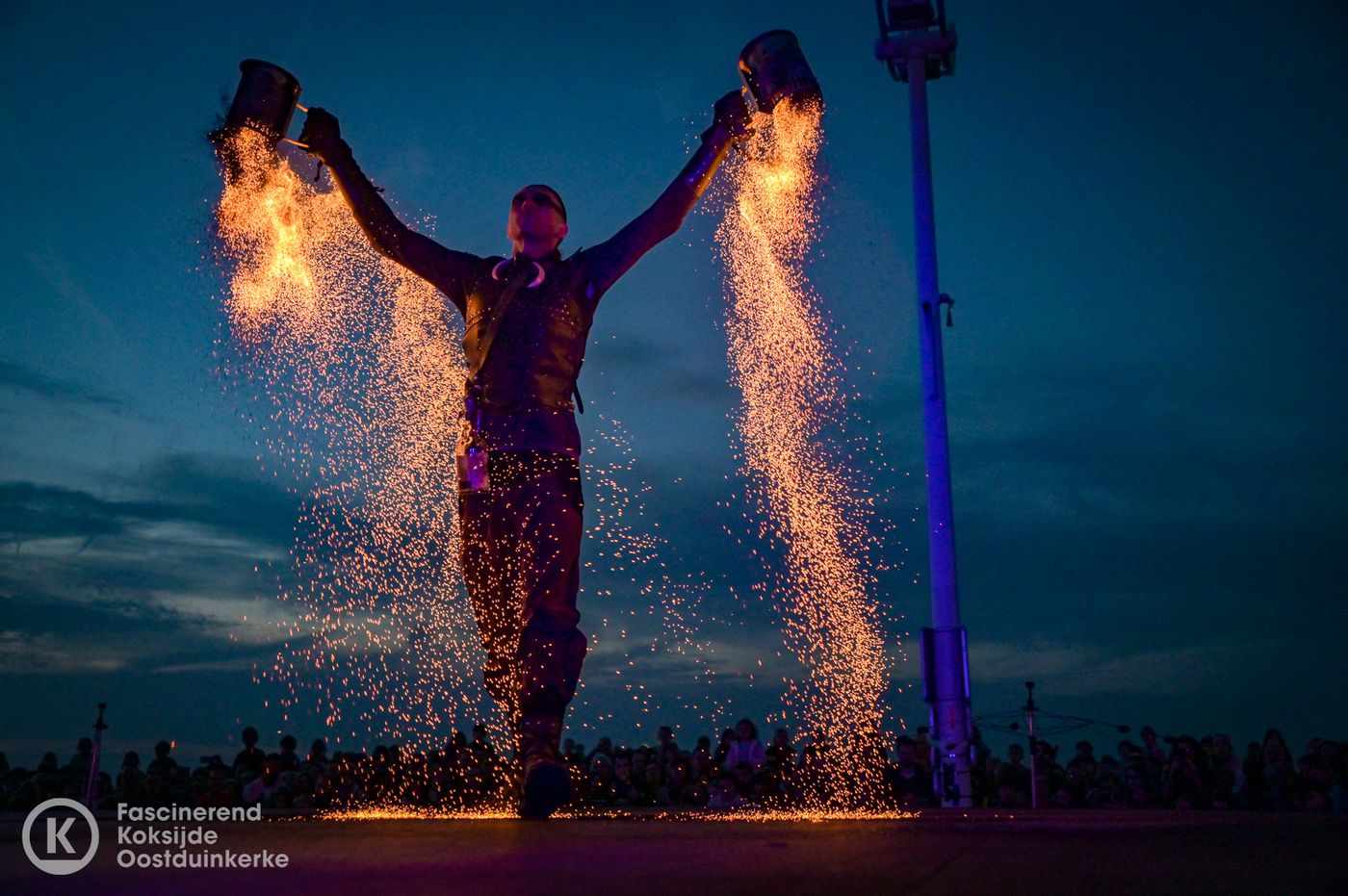 vuurshow halloween artiest vonken