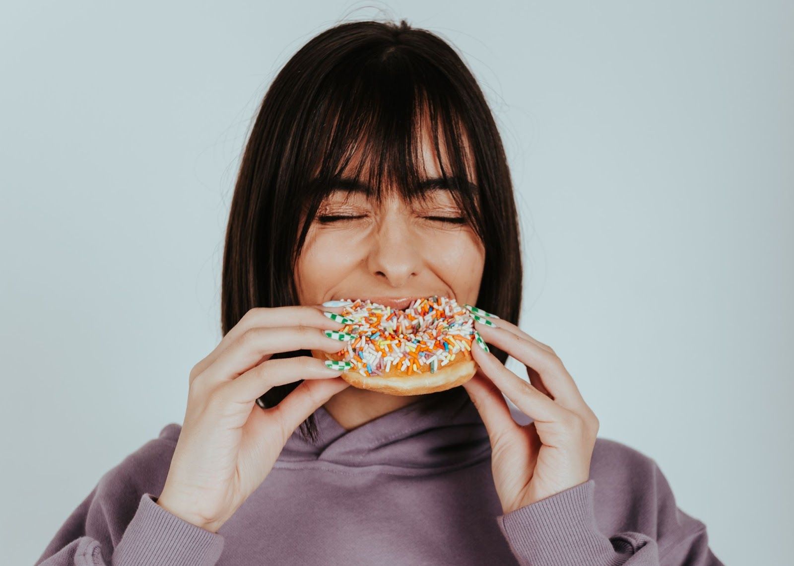 7 Strategies to Control Sugar Cravings