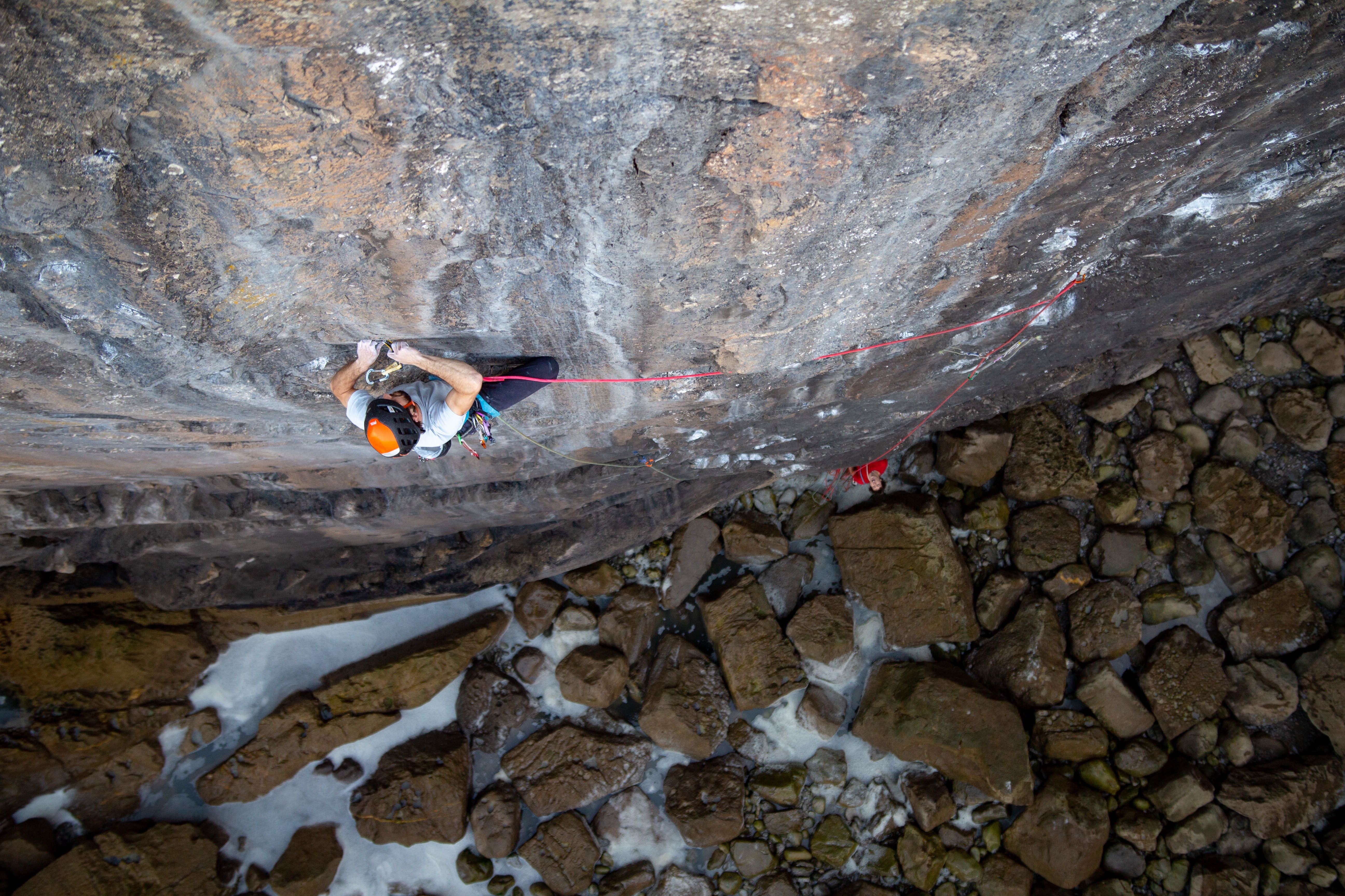 Eder Lomba climbing — photo 1
