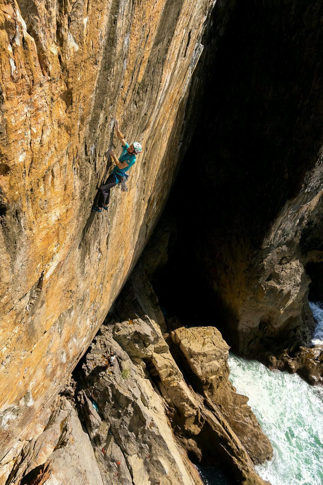 Eder Lomba climbing — photo 13