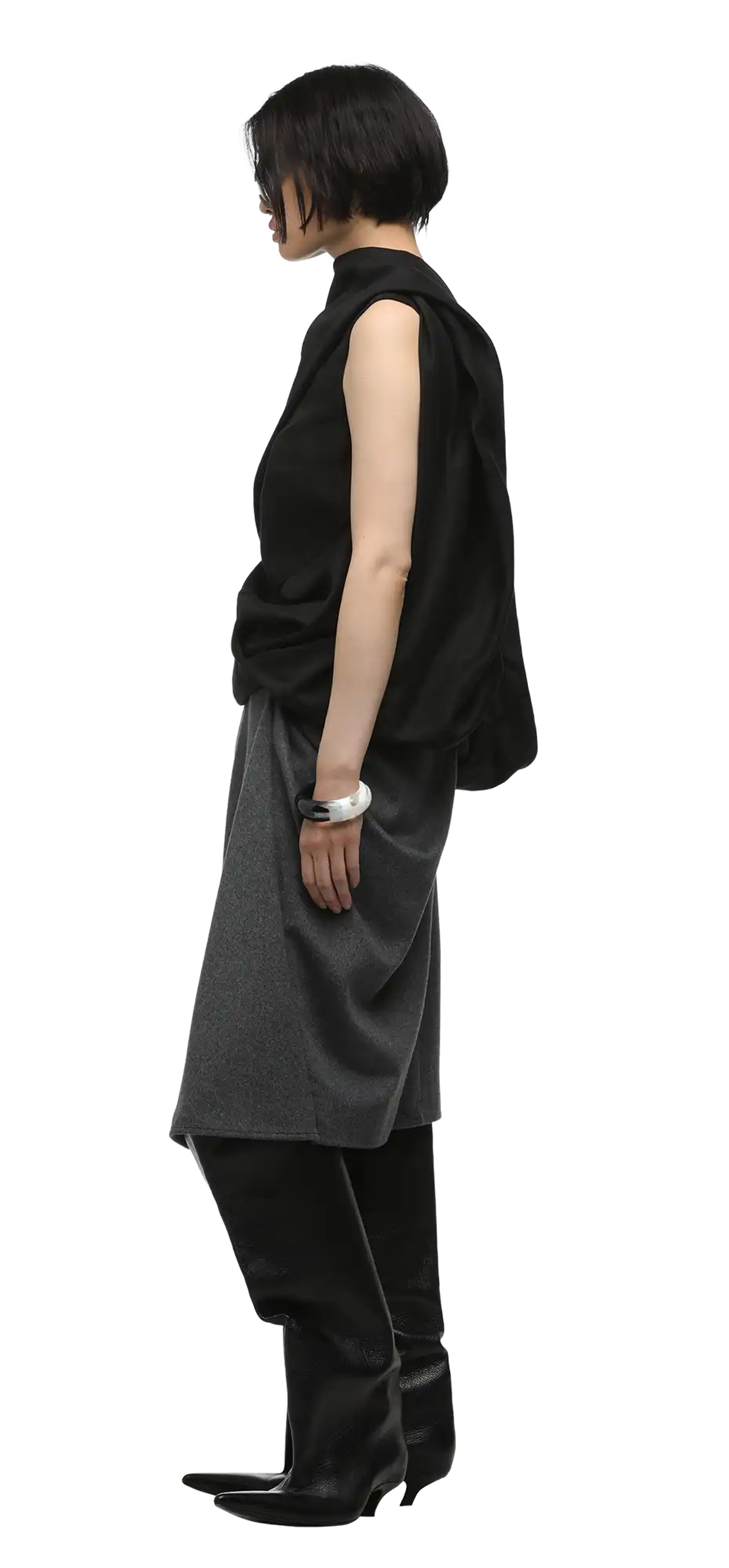 side-drape-top-black character left view