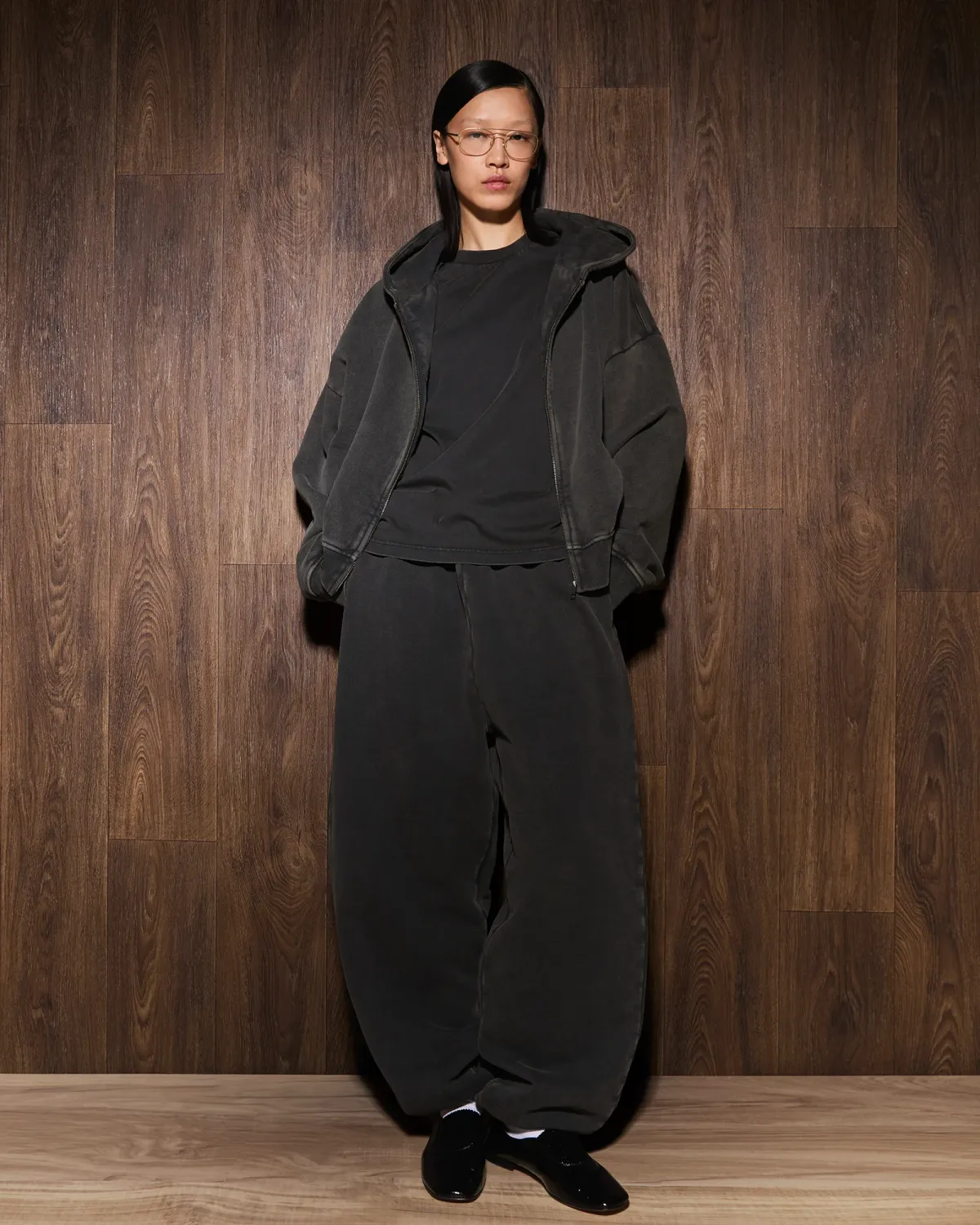 Standard Sweat Washed Black - Image 2