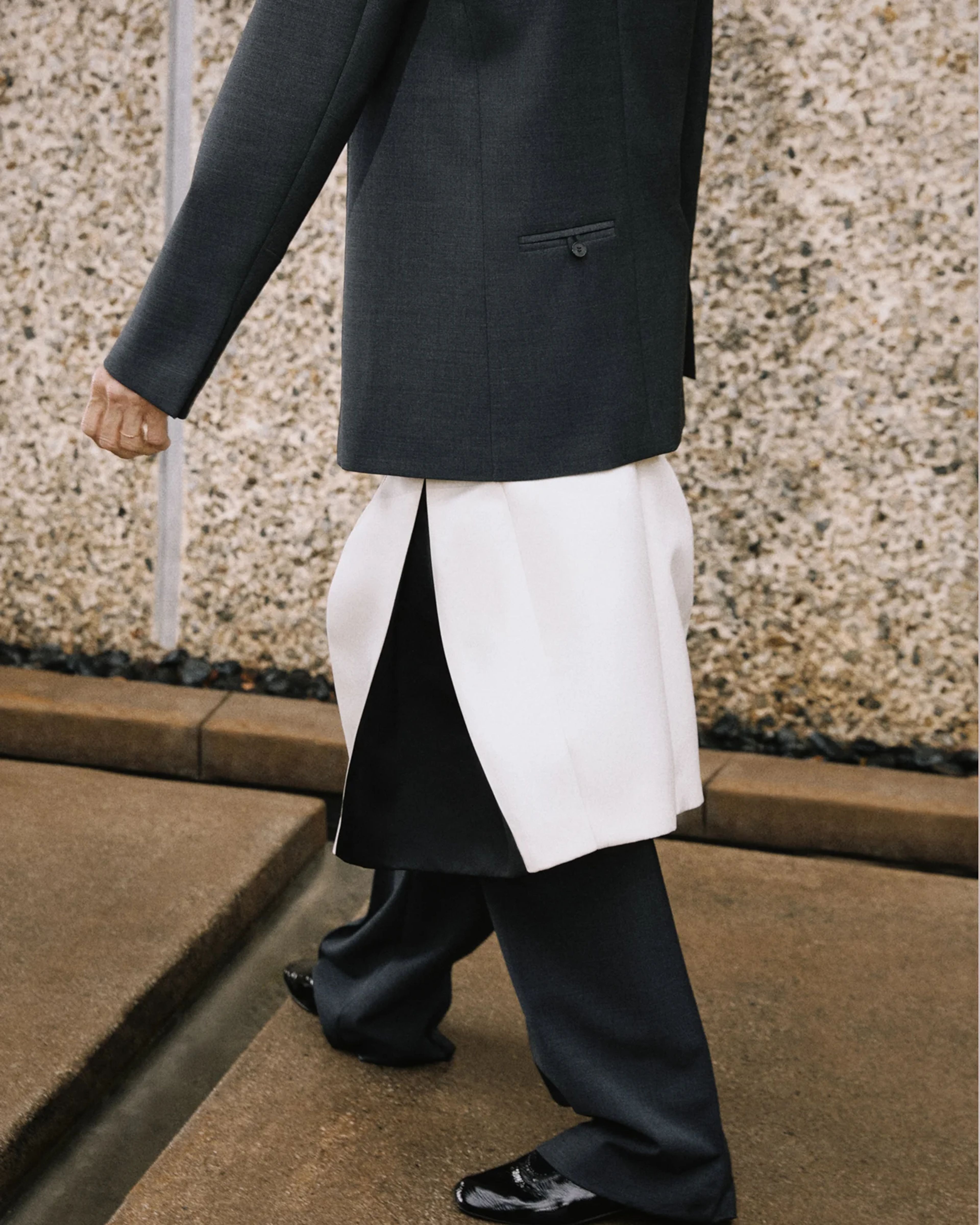 Moulded Skirt Off White - Image 1