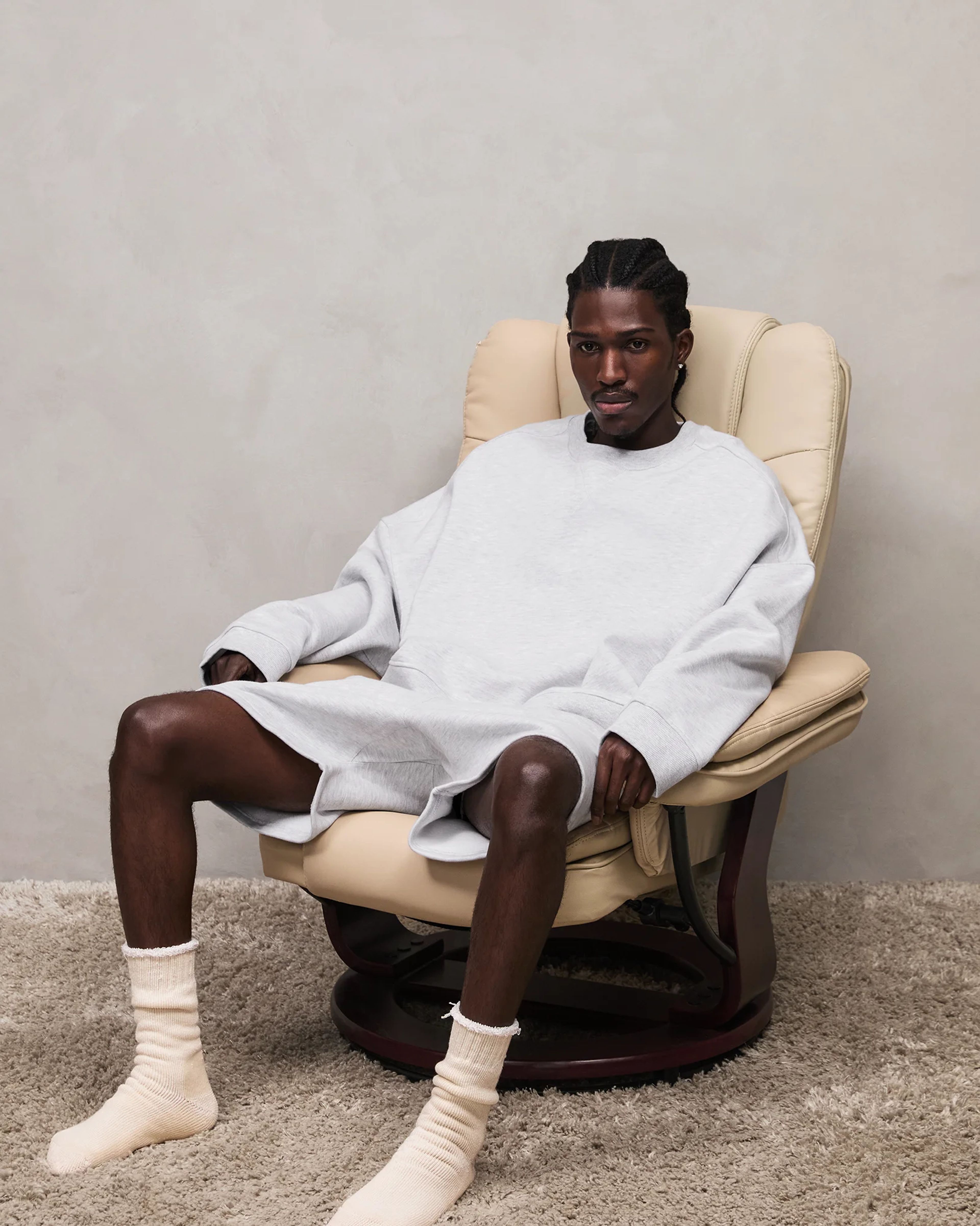 Standard Sweatshort Heather Grey - Image 3