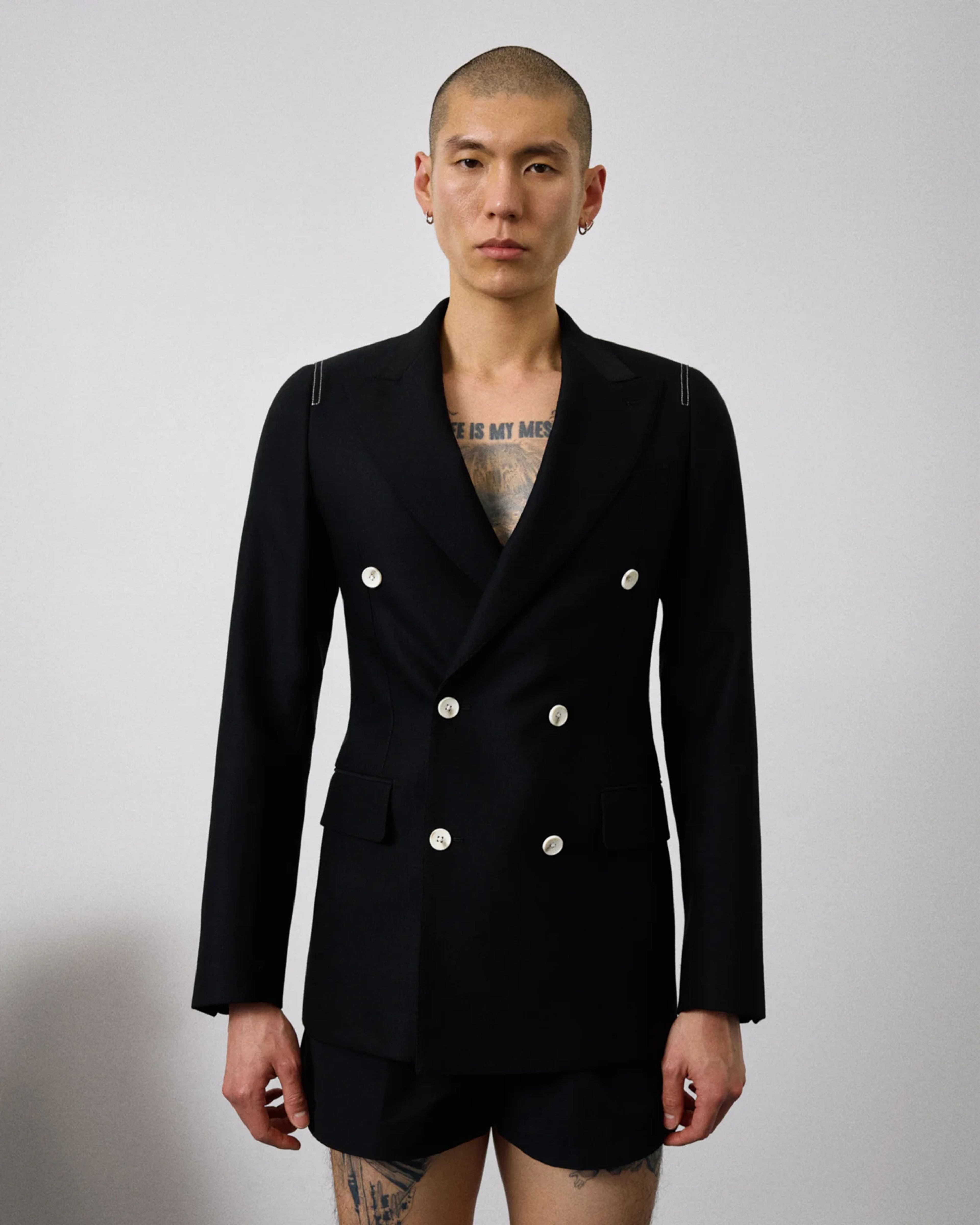 Compact Shorts Black Wool - Image 3