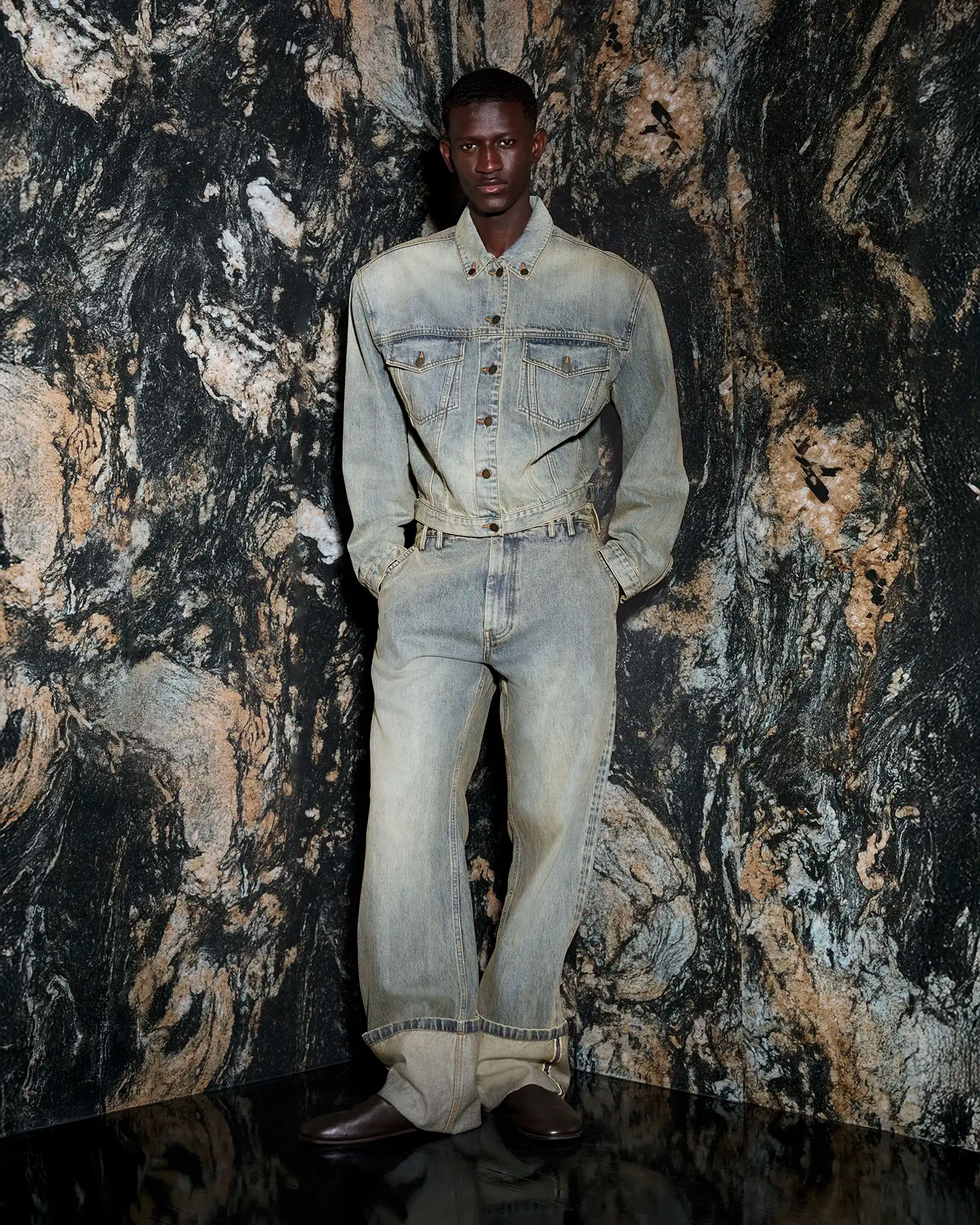 Shrunken Denim Jacket Surface Wave - Image 1