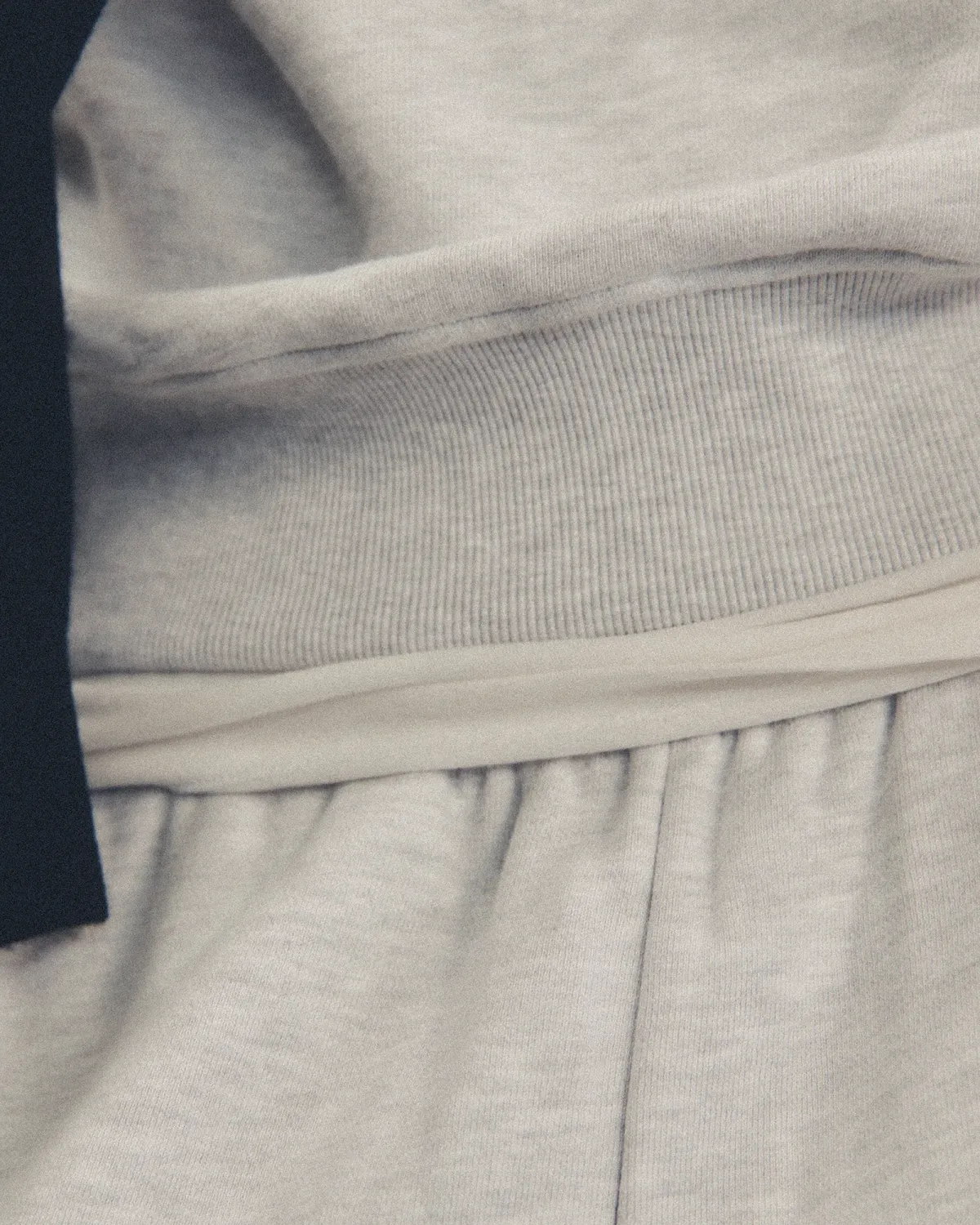 Port Pullover Heather Grey - Image 4