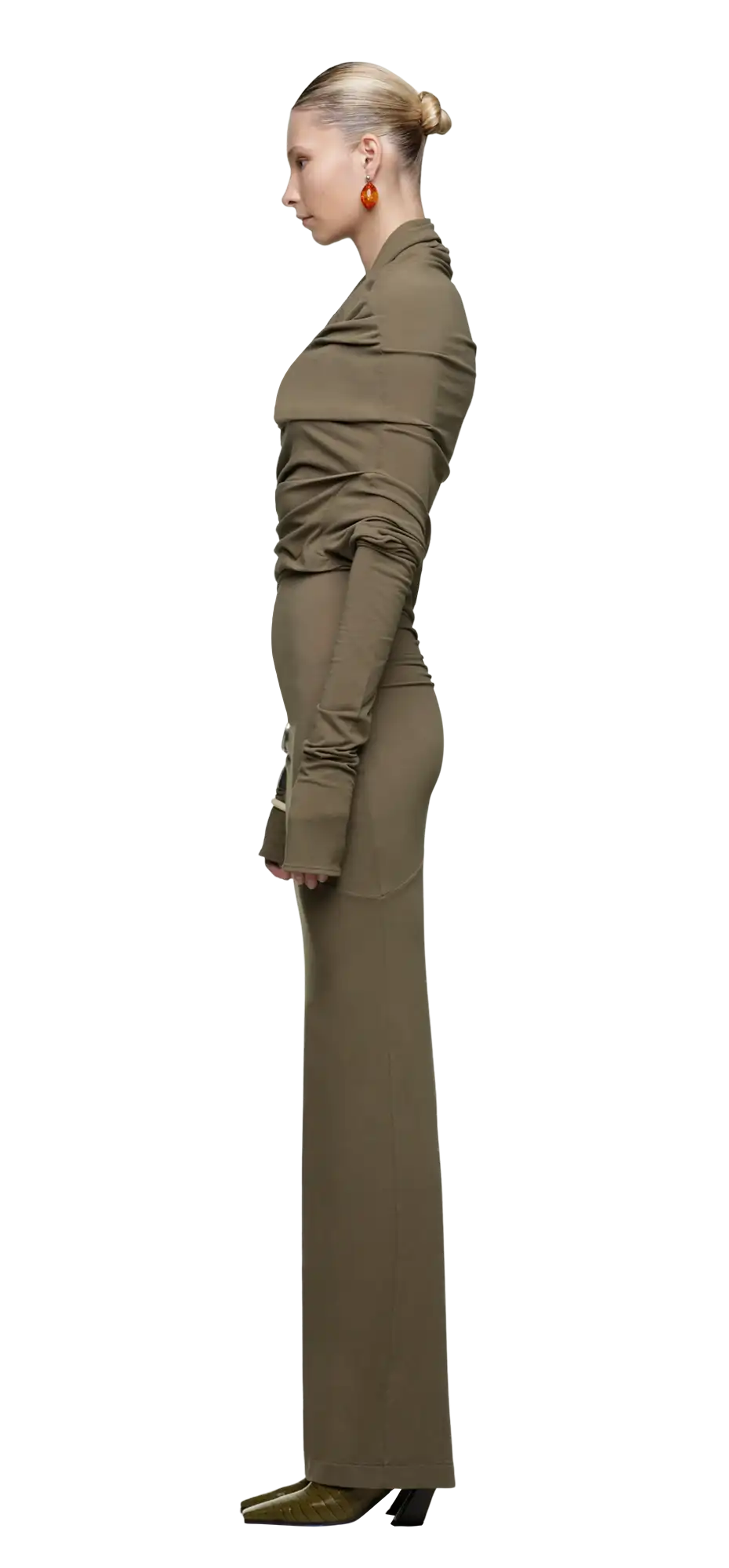 bound-midi-caper character left view