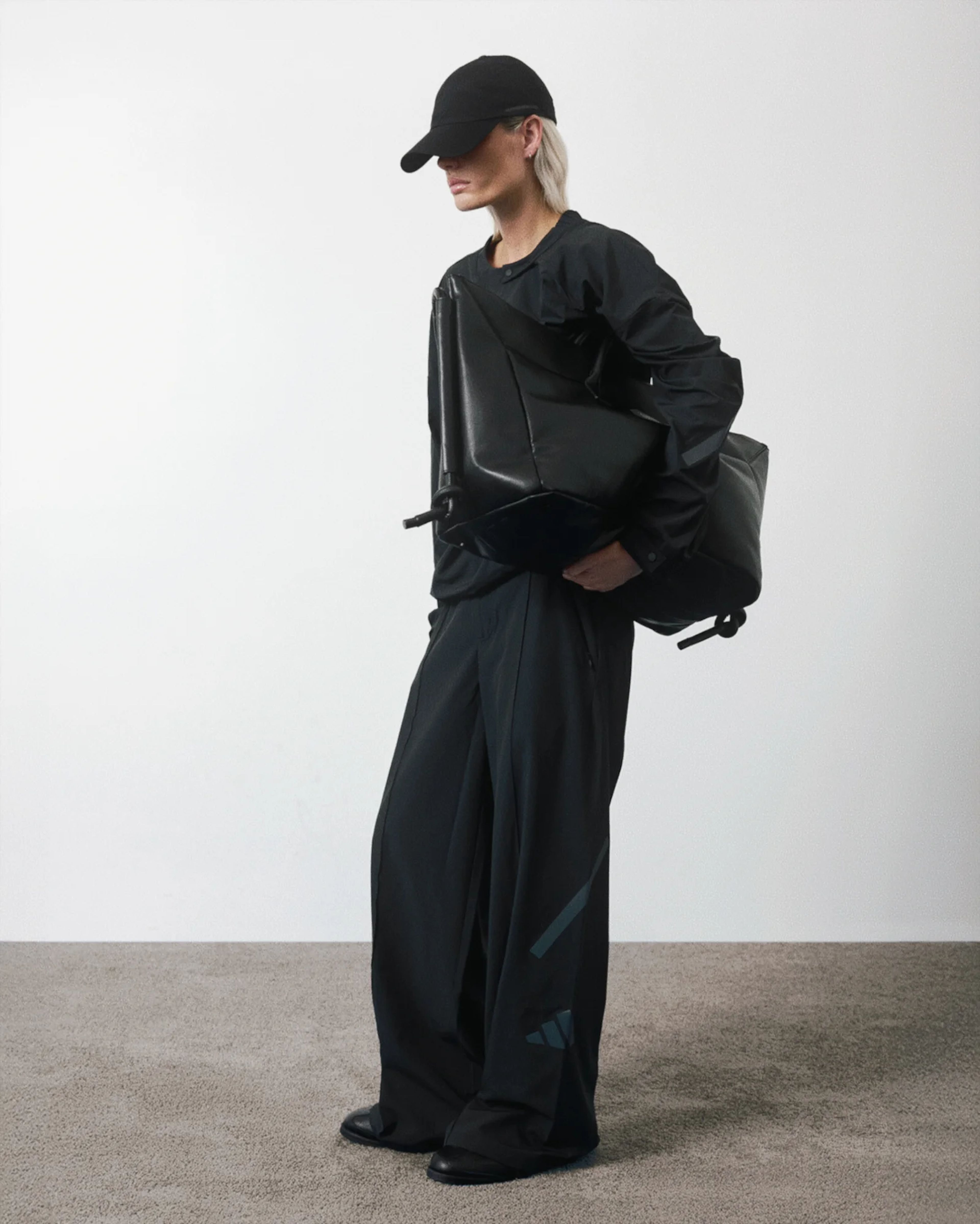 Z.N.E. Pant Woven Black - Image 2