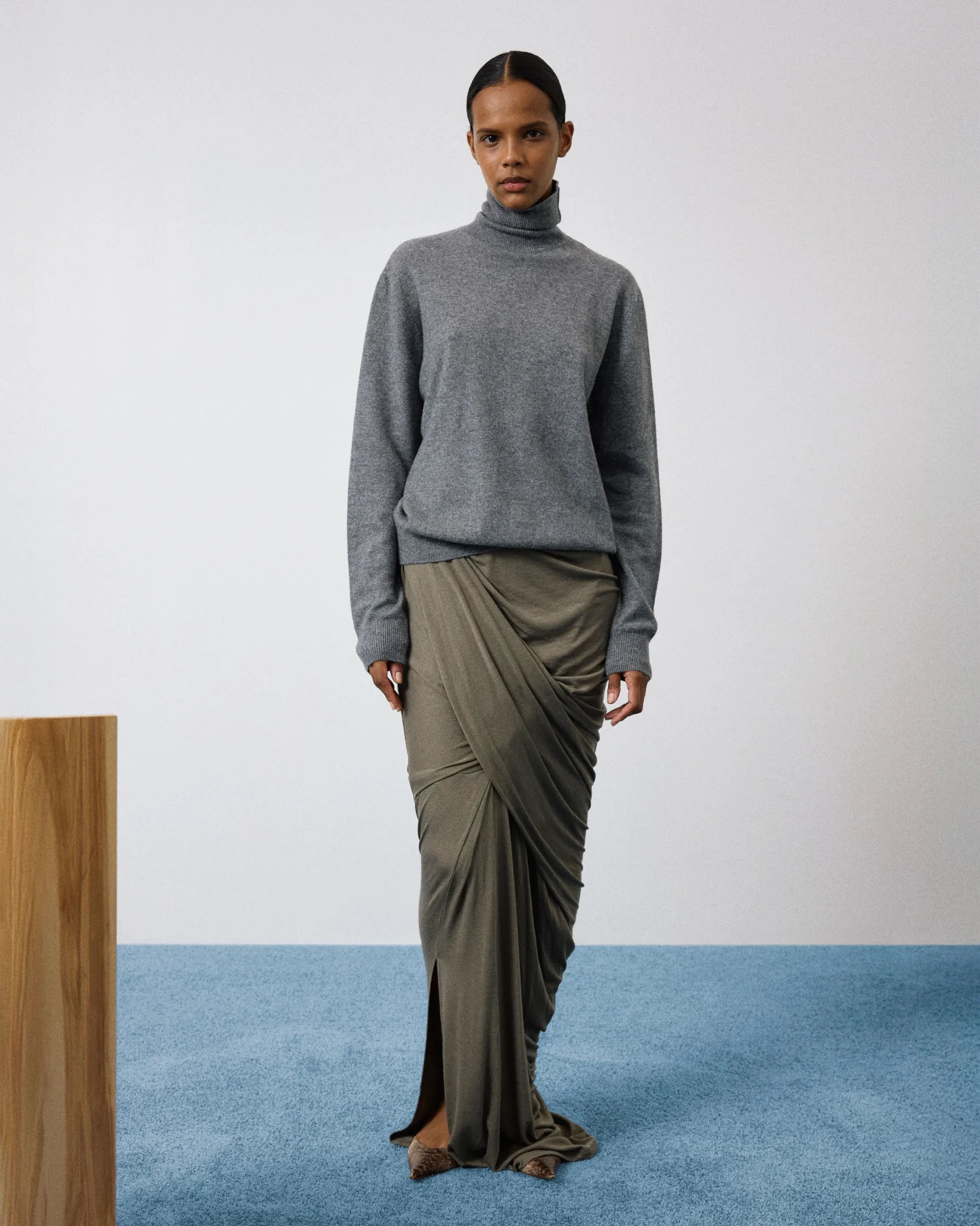 Dia Skirt Taupe - Image 1