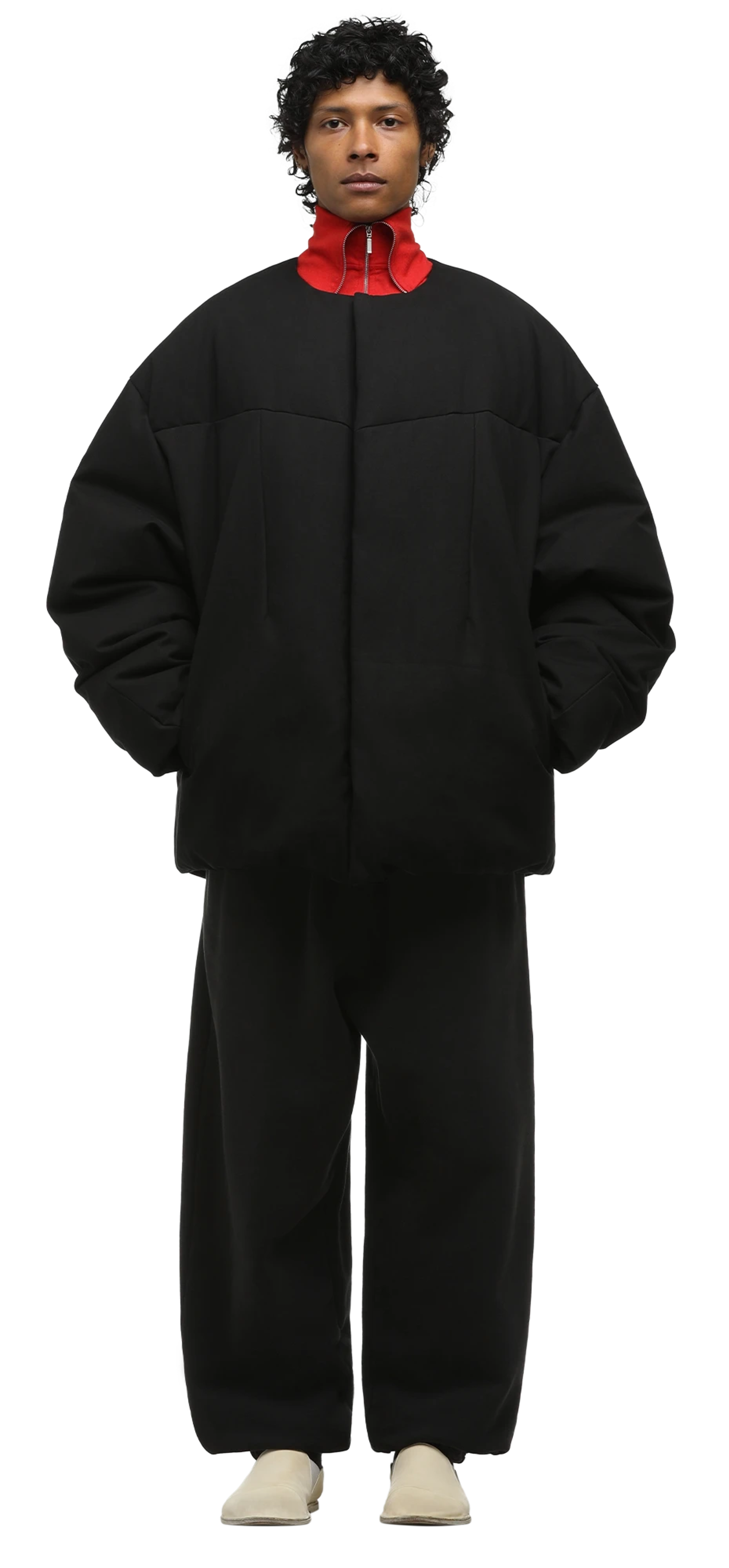 pod-puffer-black character front view