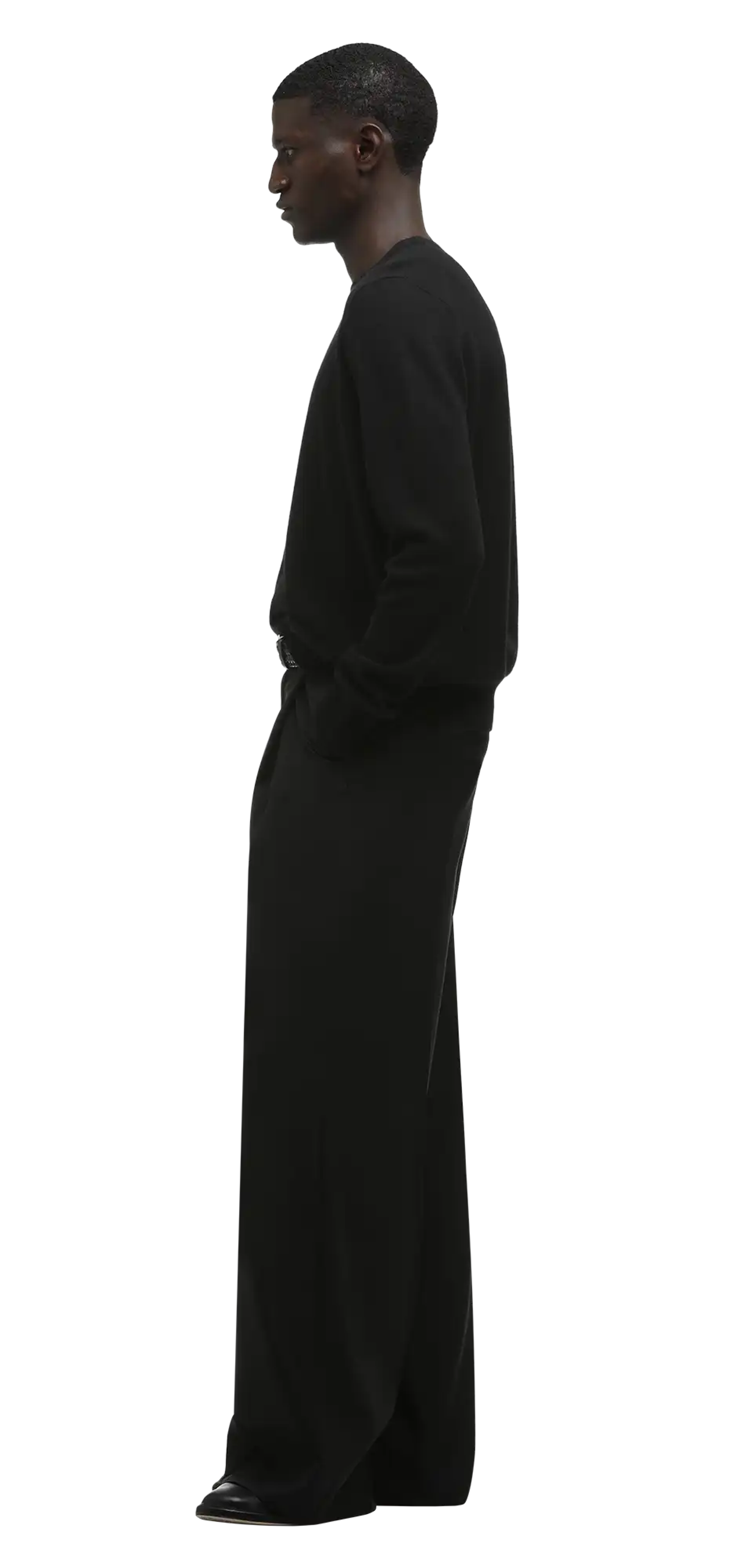 wide-pleated-trouser-black character left view