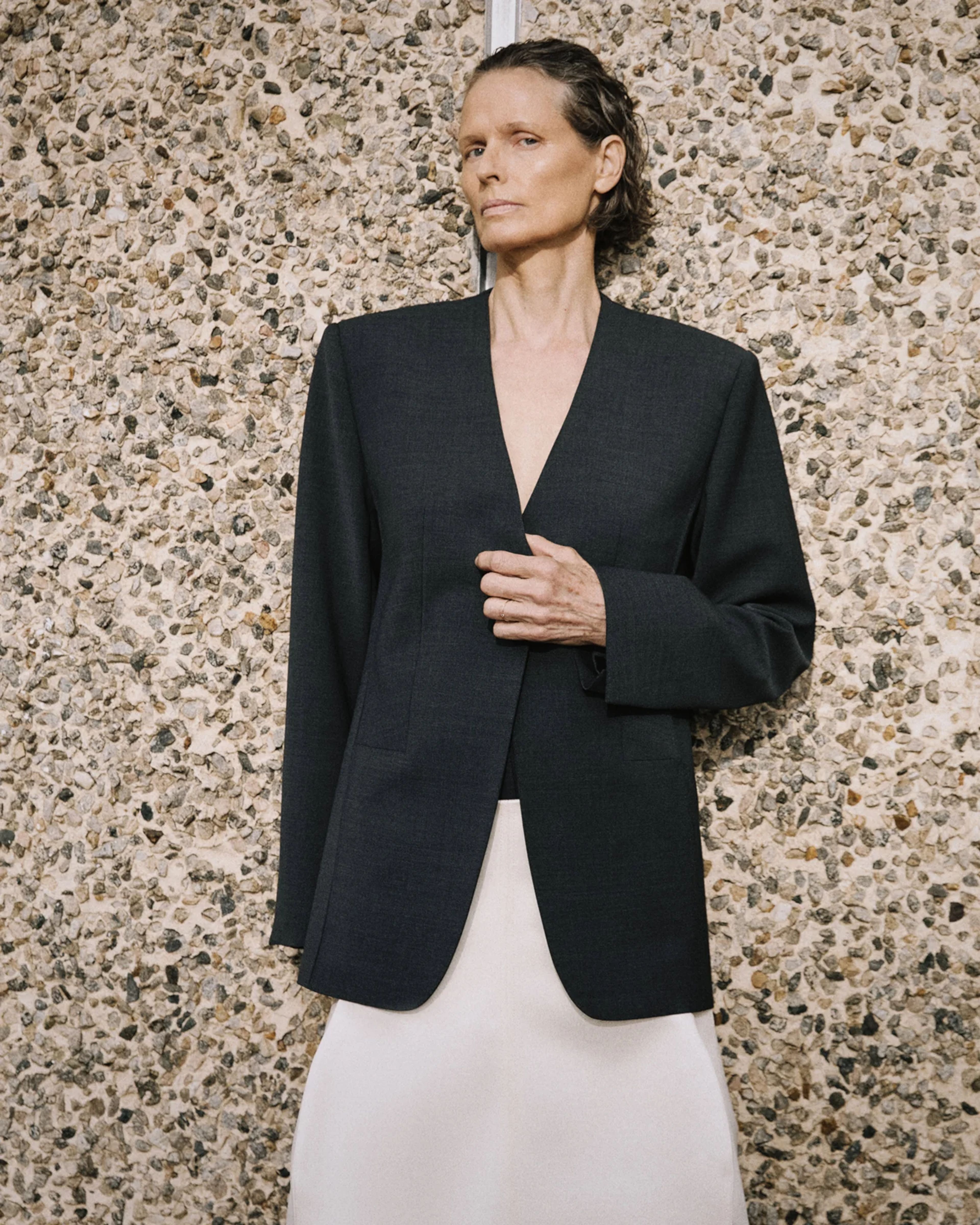 Moulded Skirt Off White - Image 2