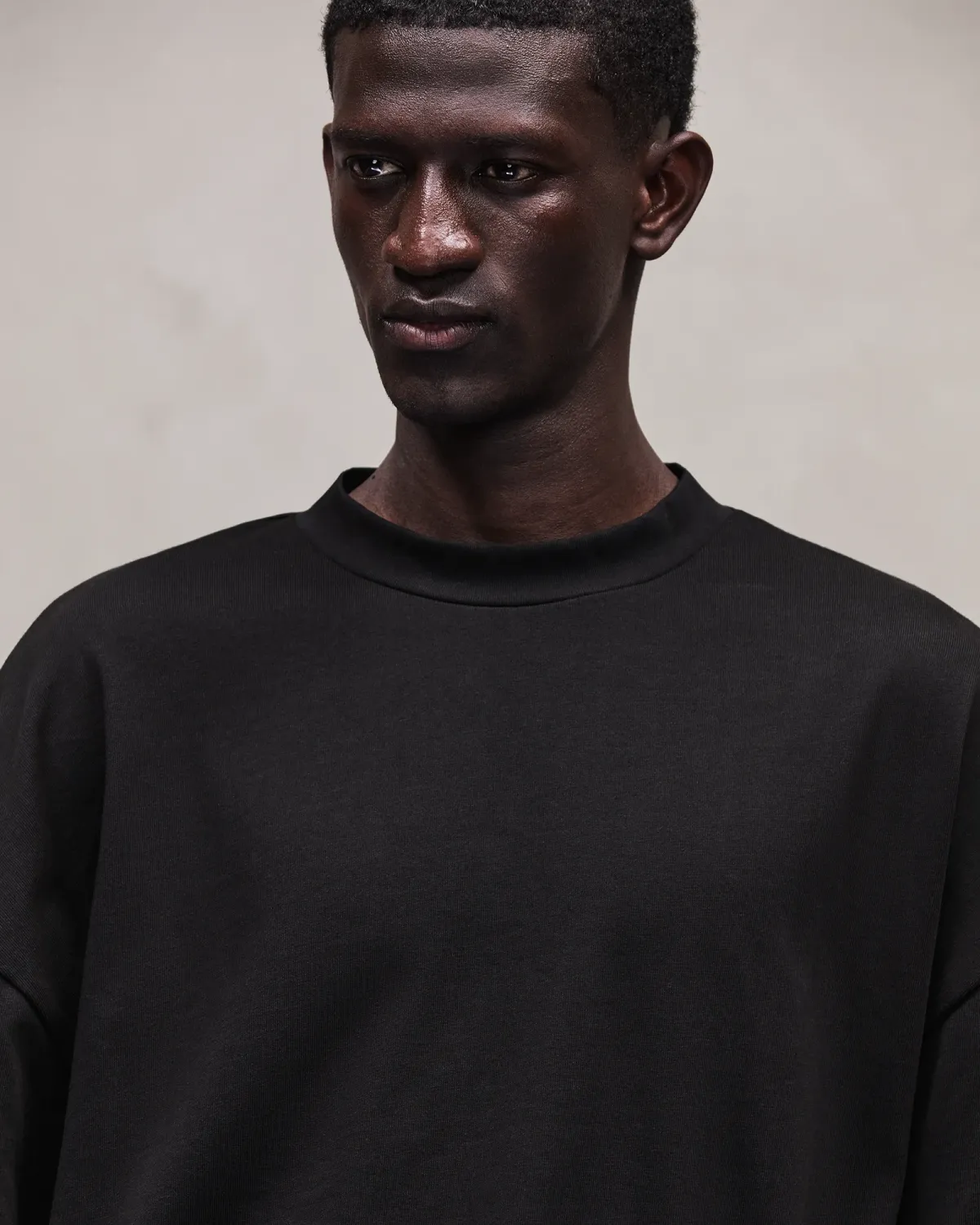 Heavy Boxy Tee Black - Image 3