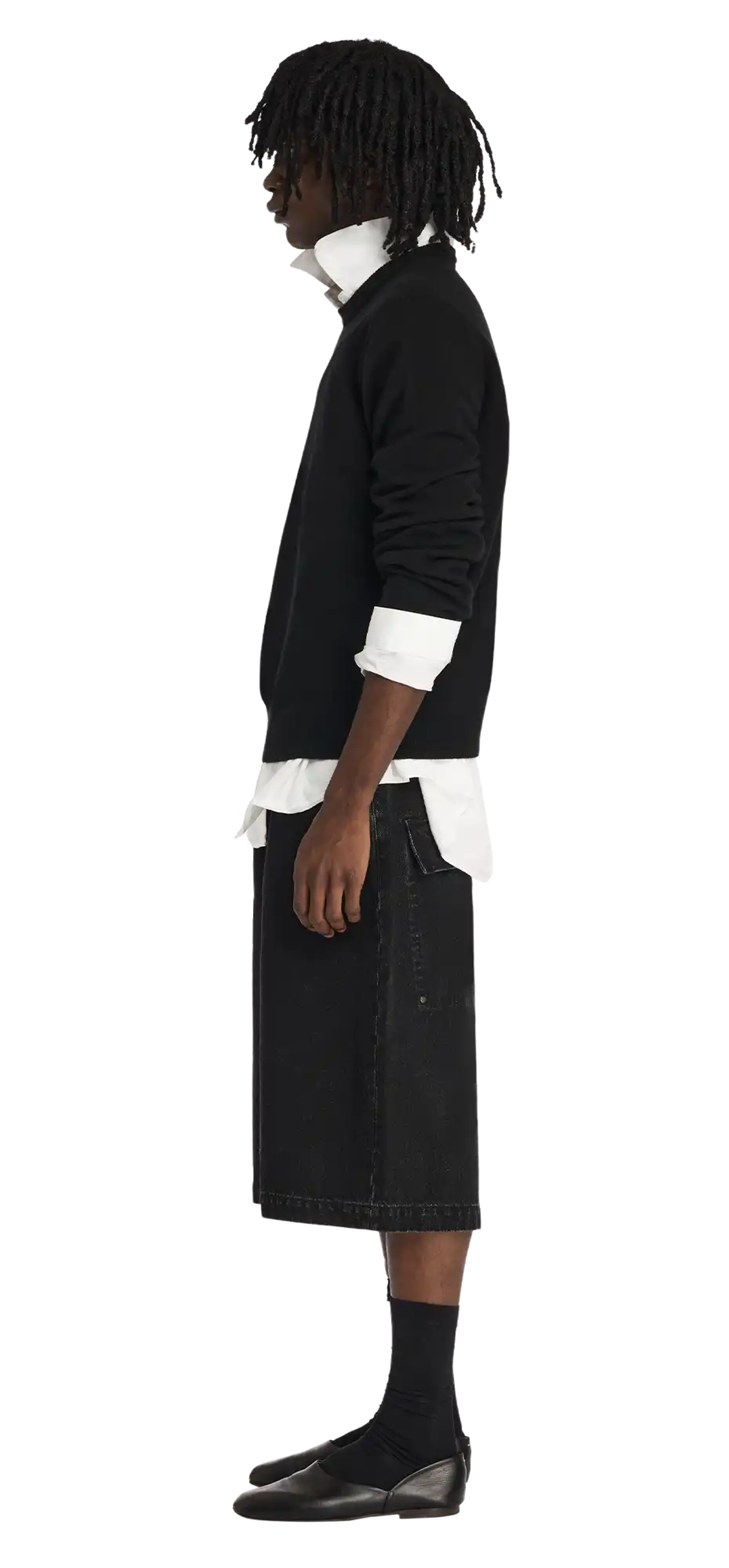 spar-shorts-magnetite character left view