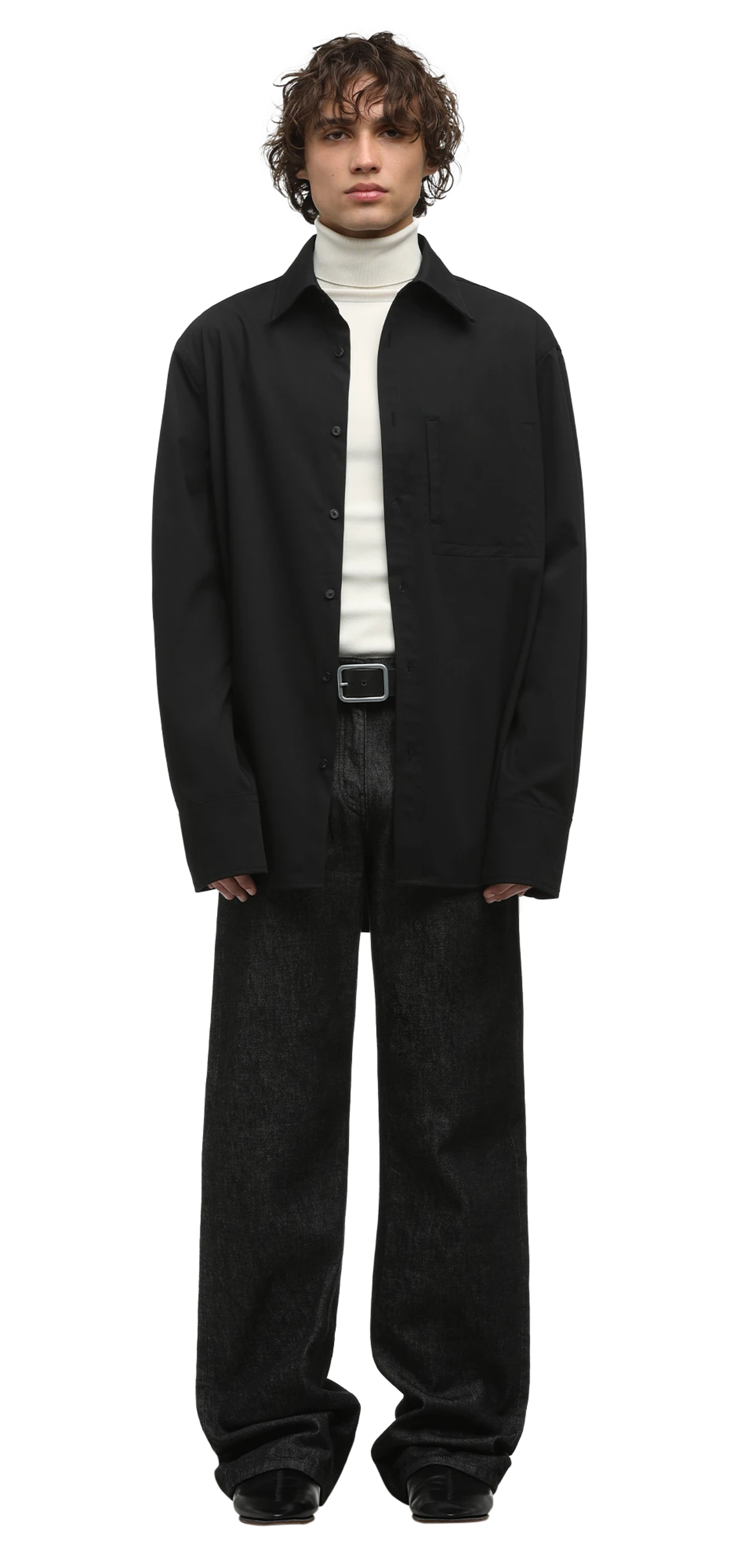 classic-shirt-black character front view