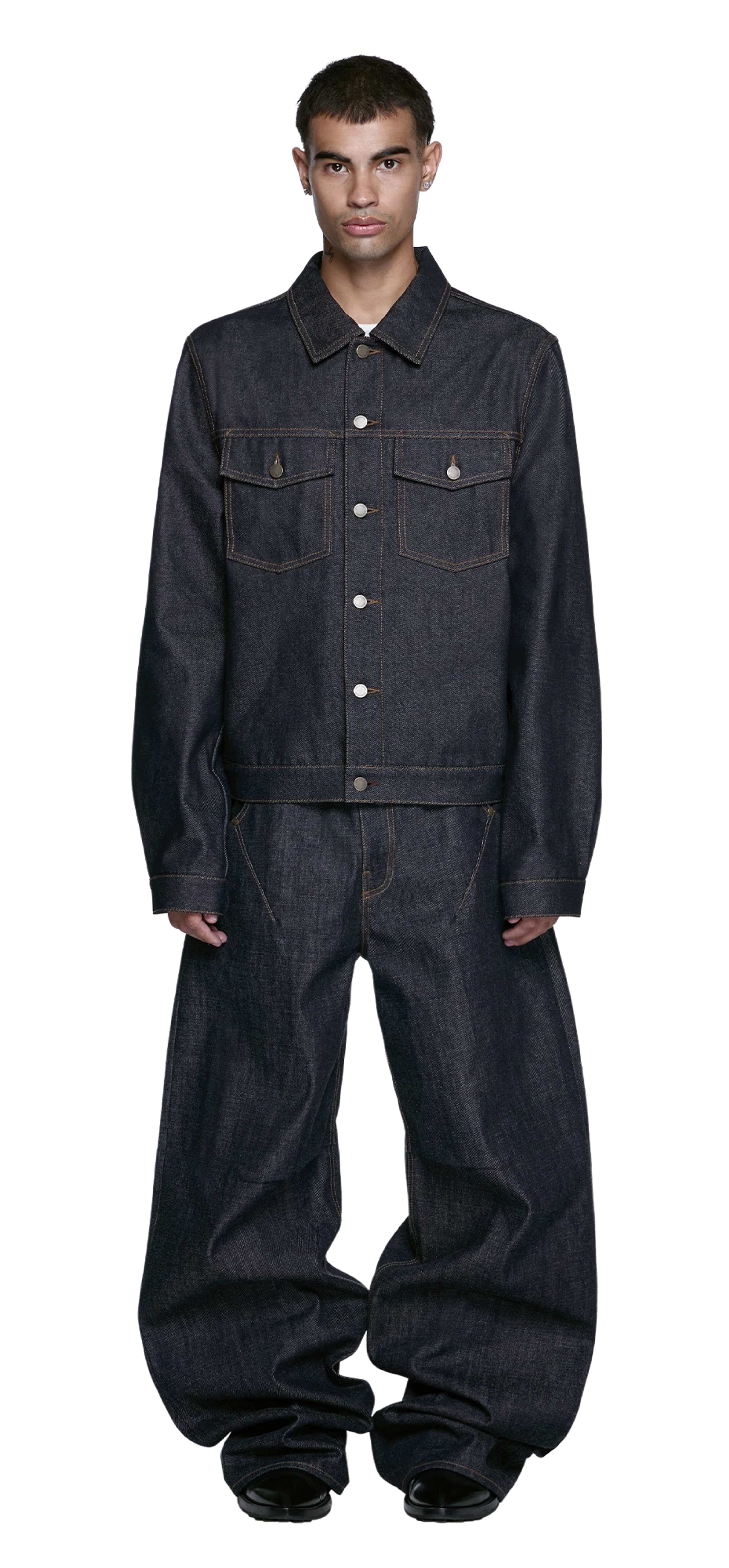 classic-denim-jacket-raw-indigo character front view