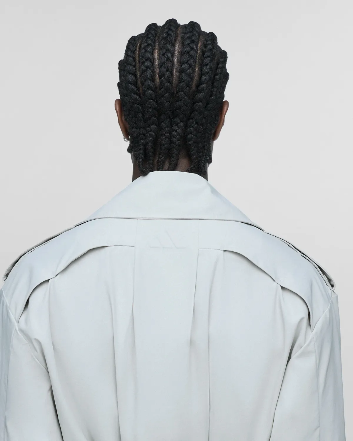 Uniform Trenchcoat Chalk Pearl - Image 6